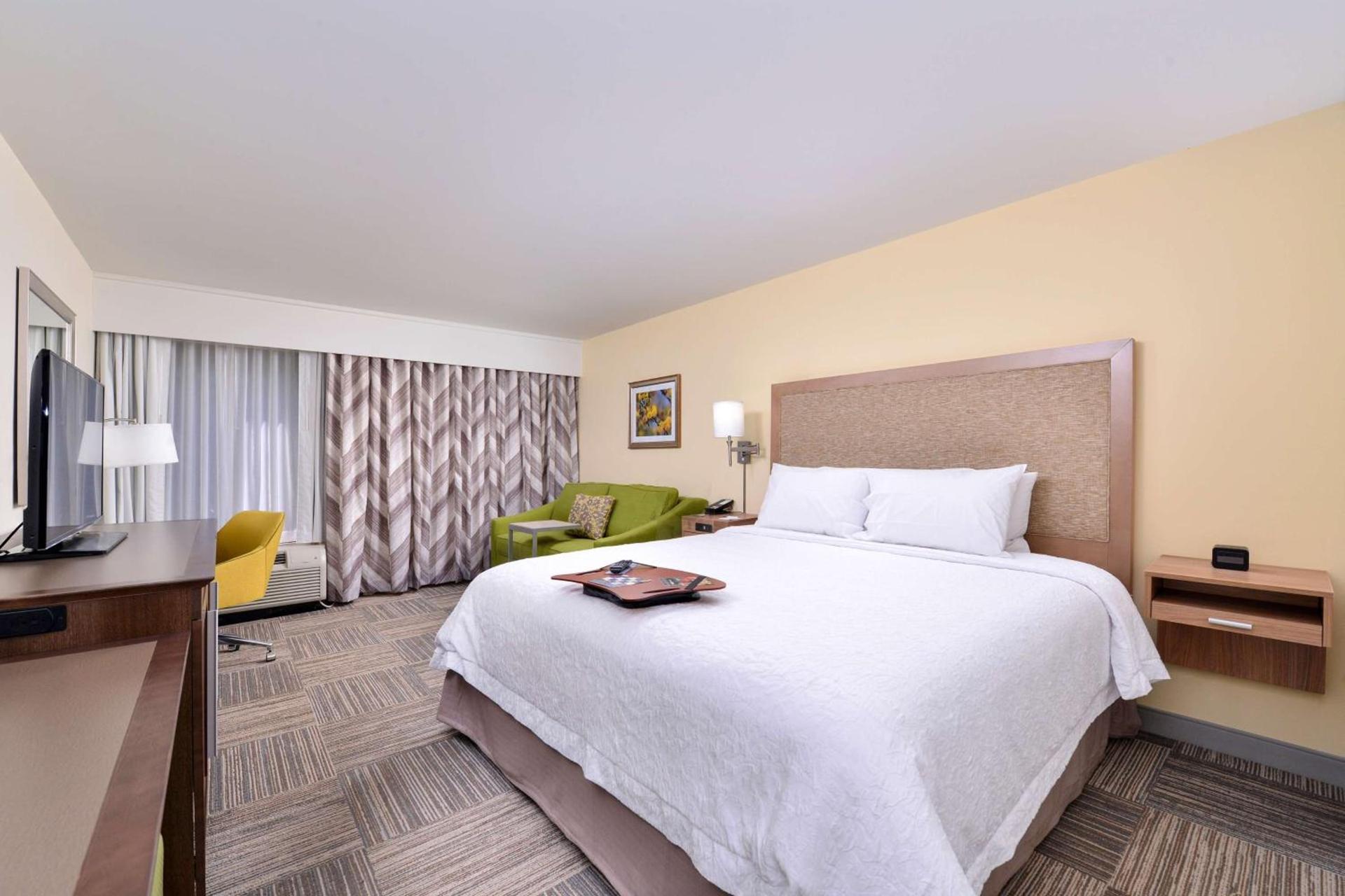 Hampton Inn Cartersville photo 19
