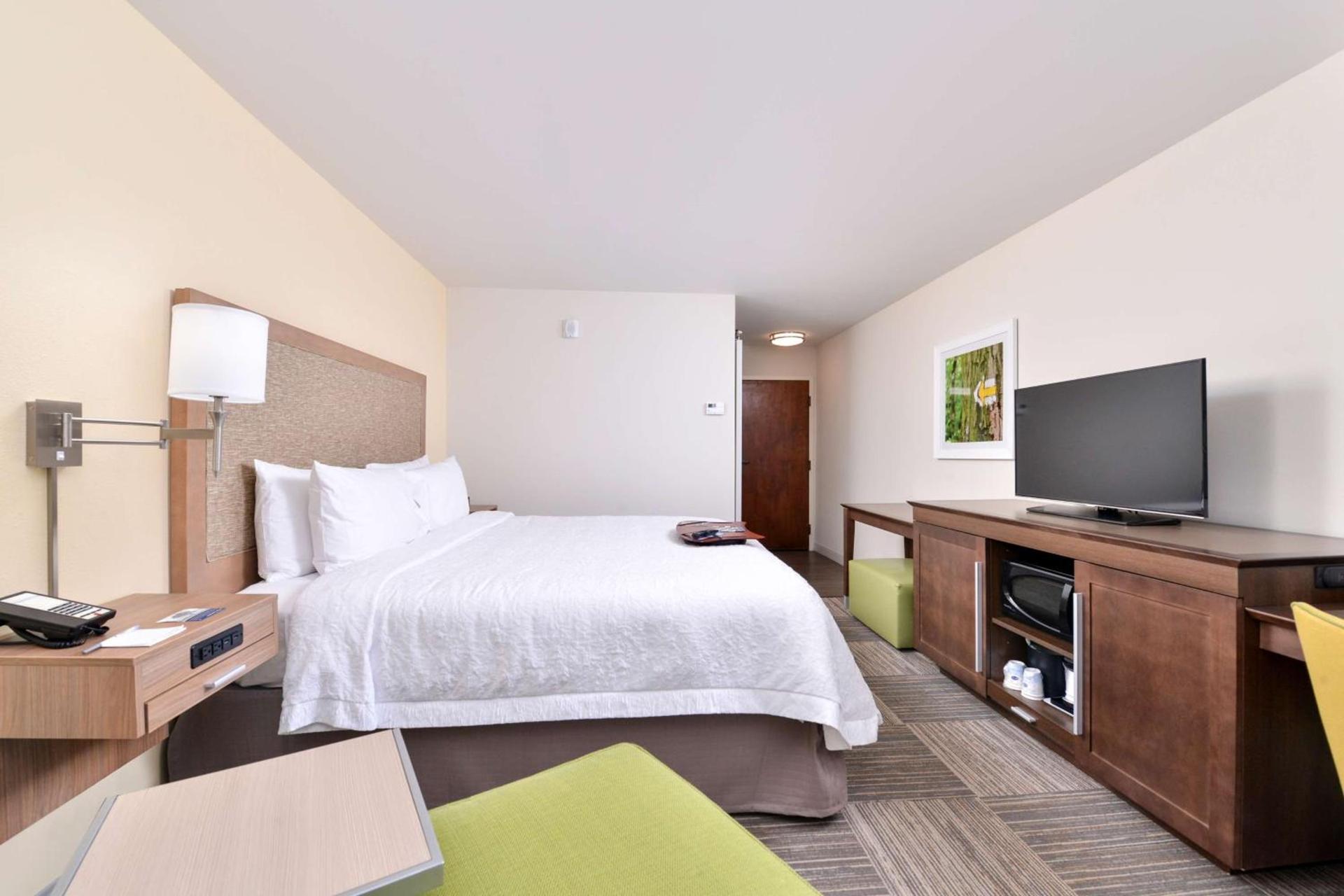 Hampton Inn Cartersville photo 20