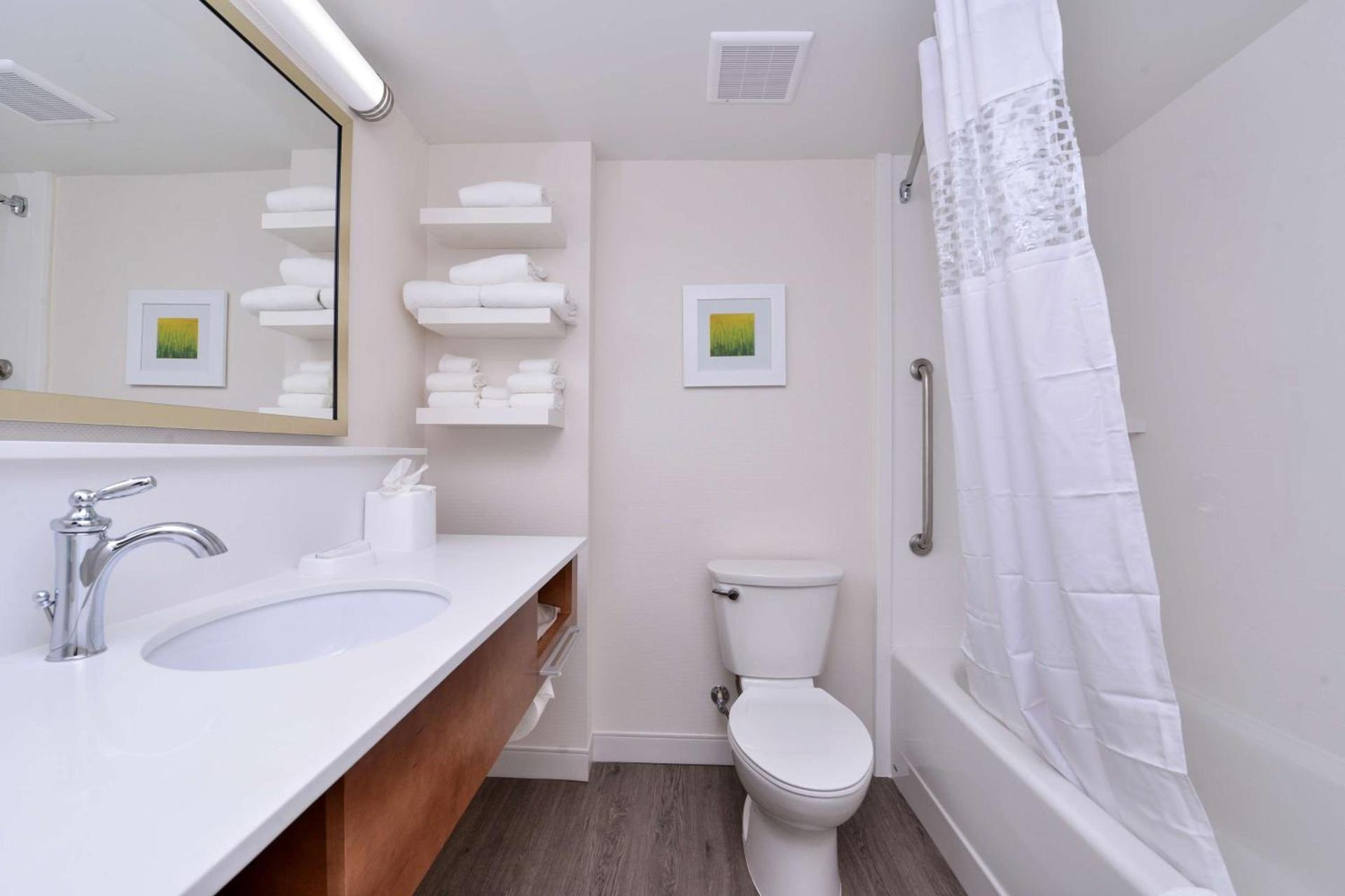 Hampton Inn Cartersville photo 24