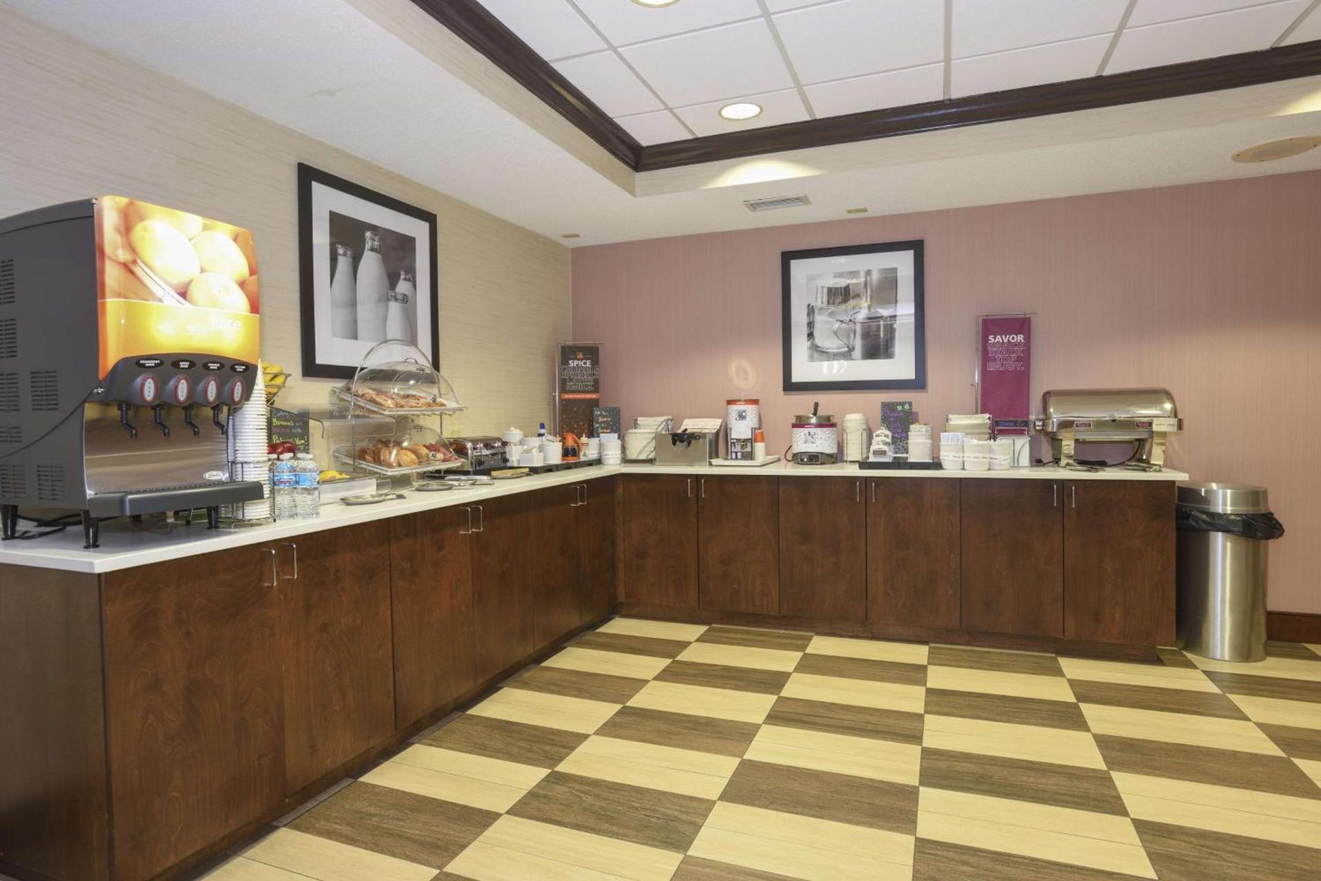 Hampton Inn Cincinnati Eastgate photo 7