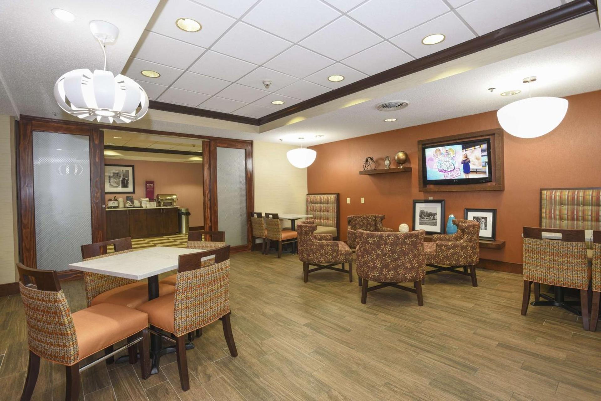 Hampton Inn Cincinnati Eastgate photo 8