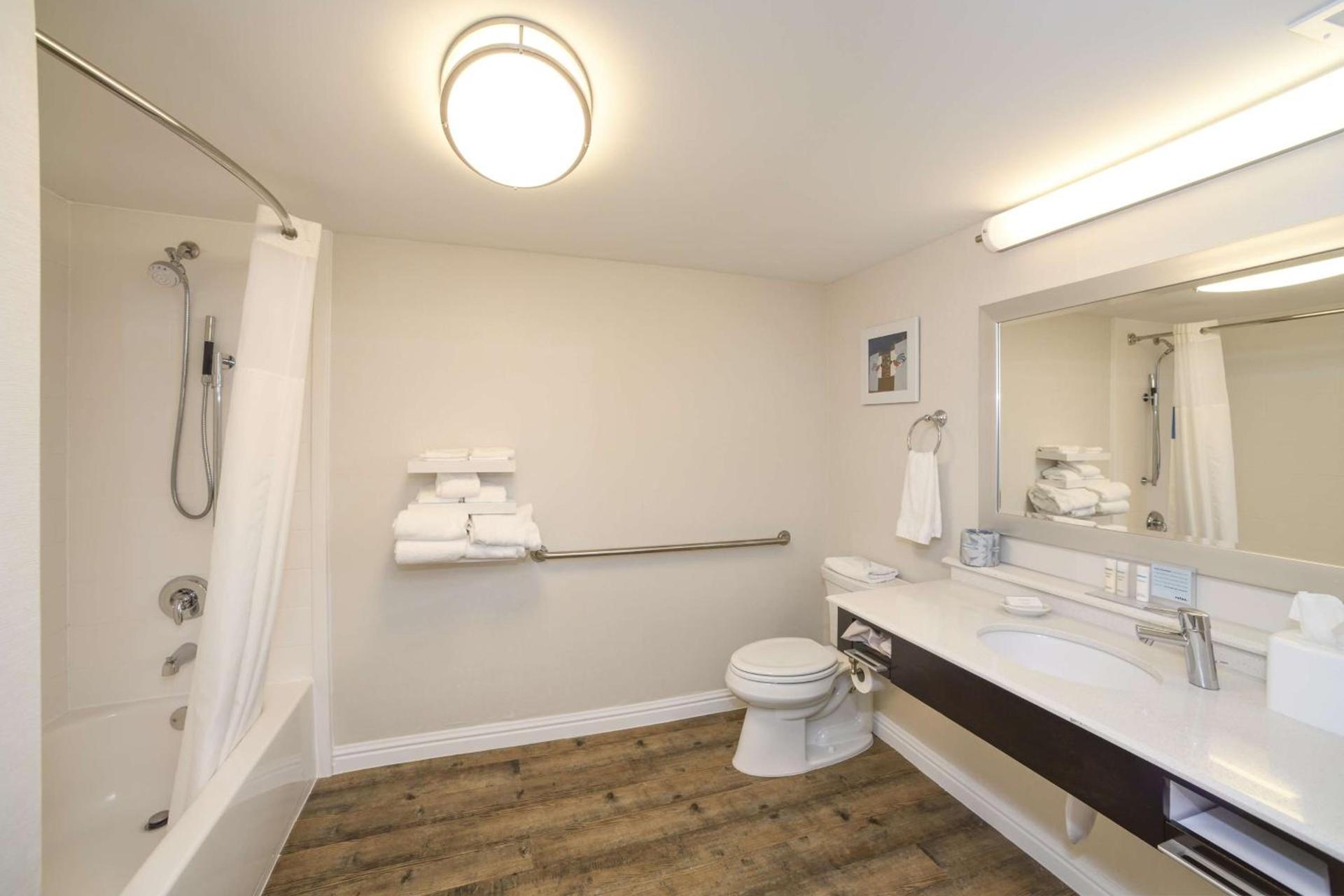 Hampton Inn Cincinnati Eastgate photo 14
