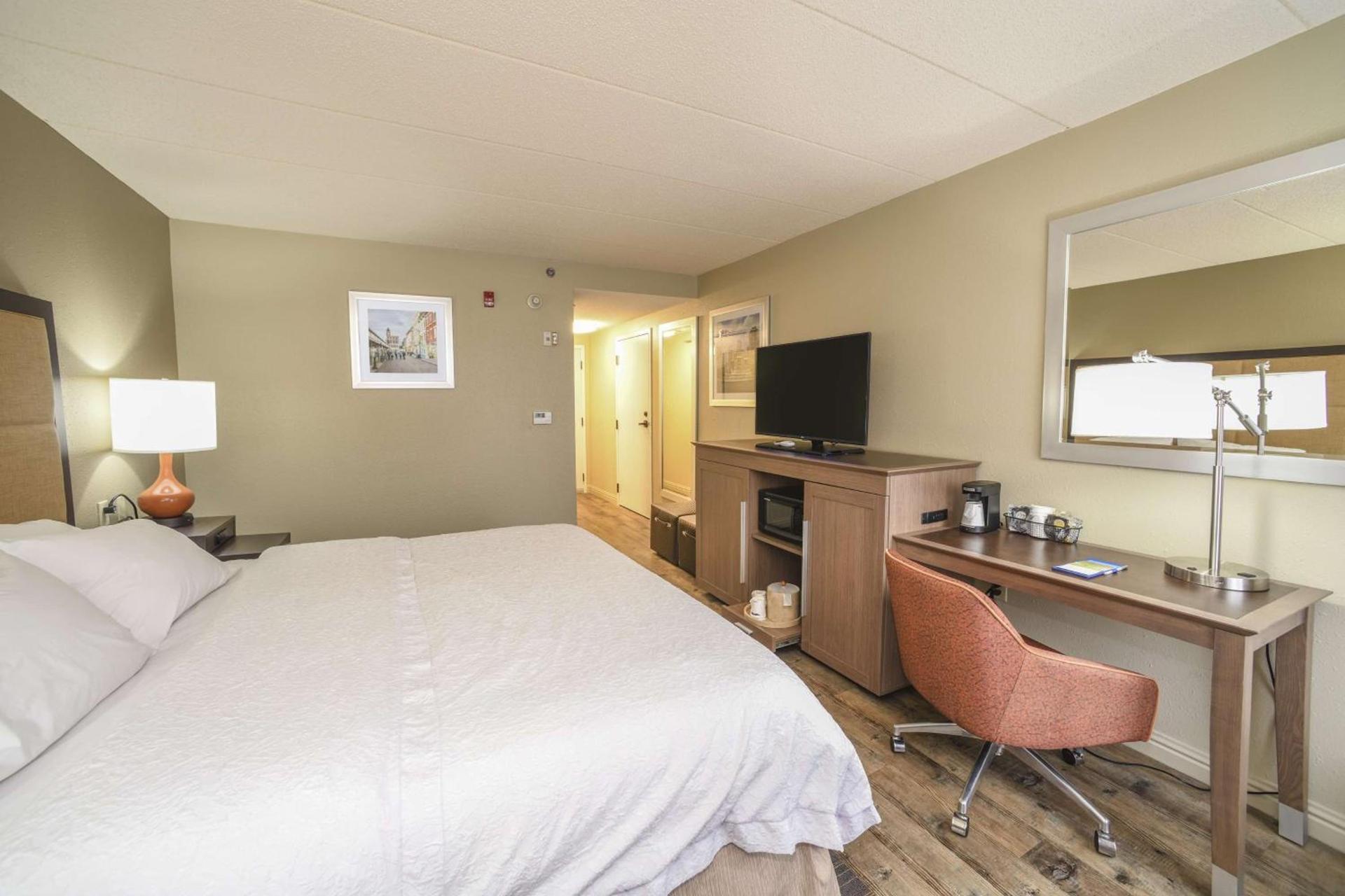Hampton Inn Cincinnati Eastgate photo 15