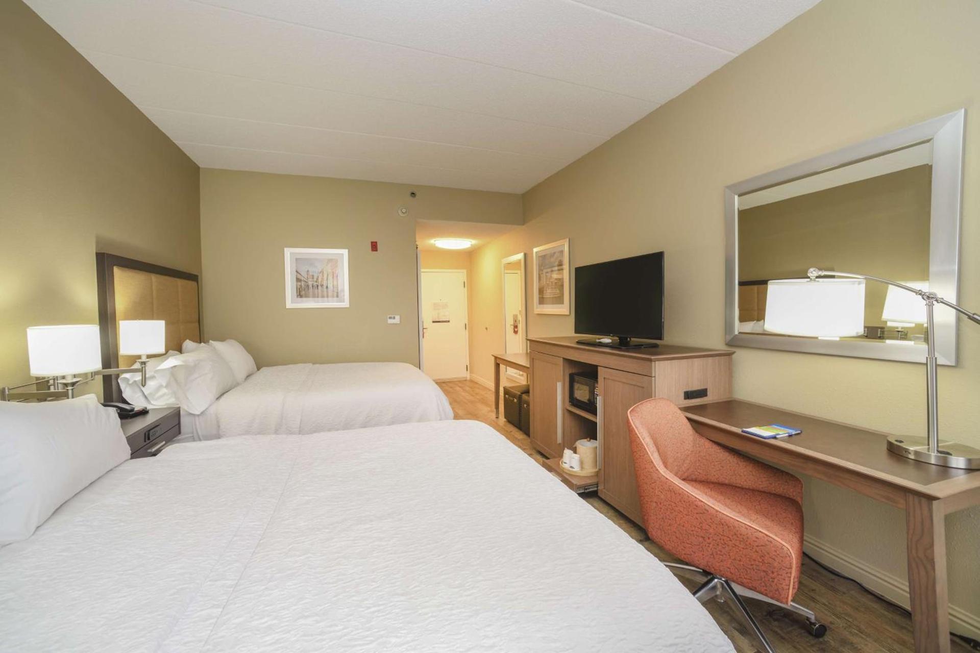 Hampton Inn Cincinnati Eastgate photo 17