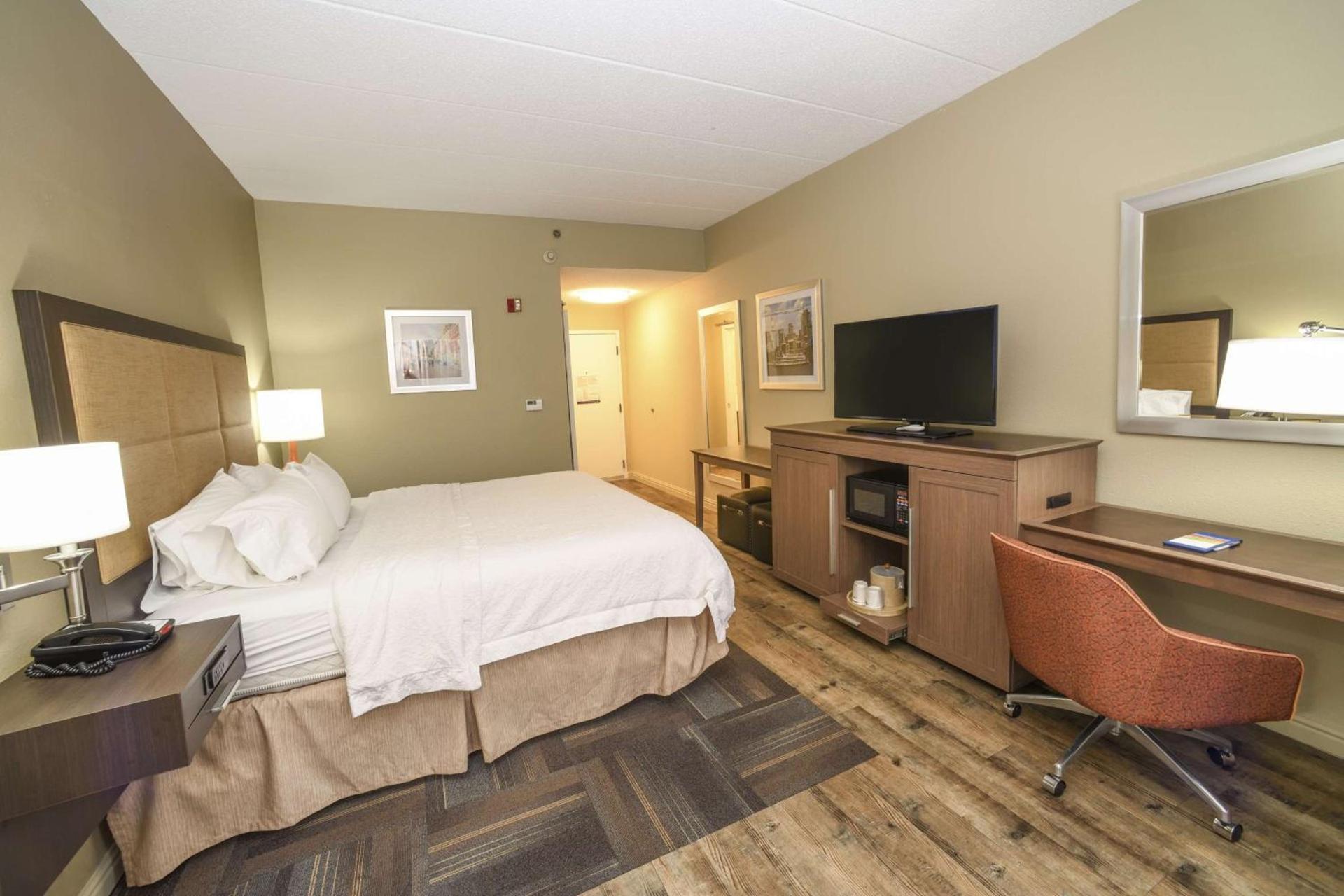 Hampton Inn Cincinnati Eastgate photo 20