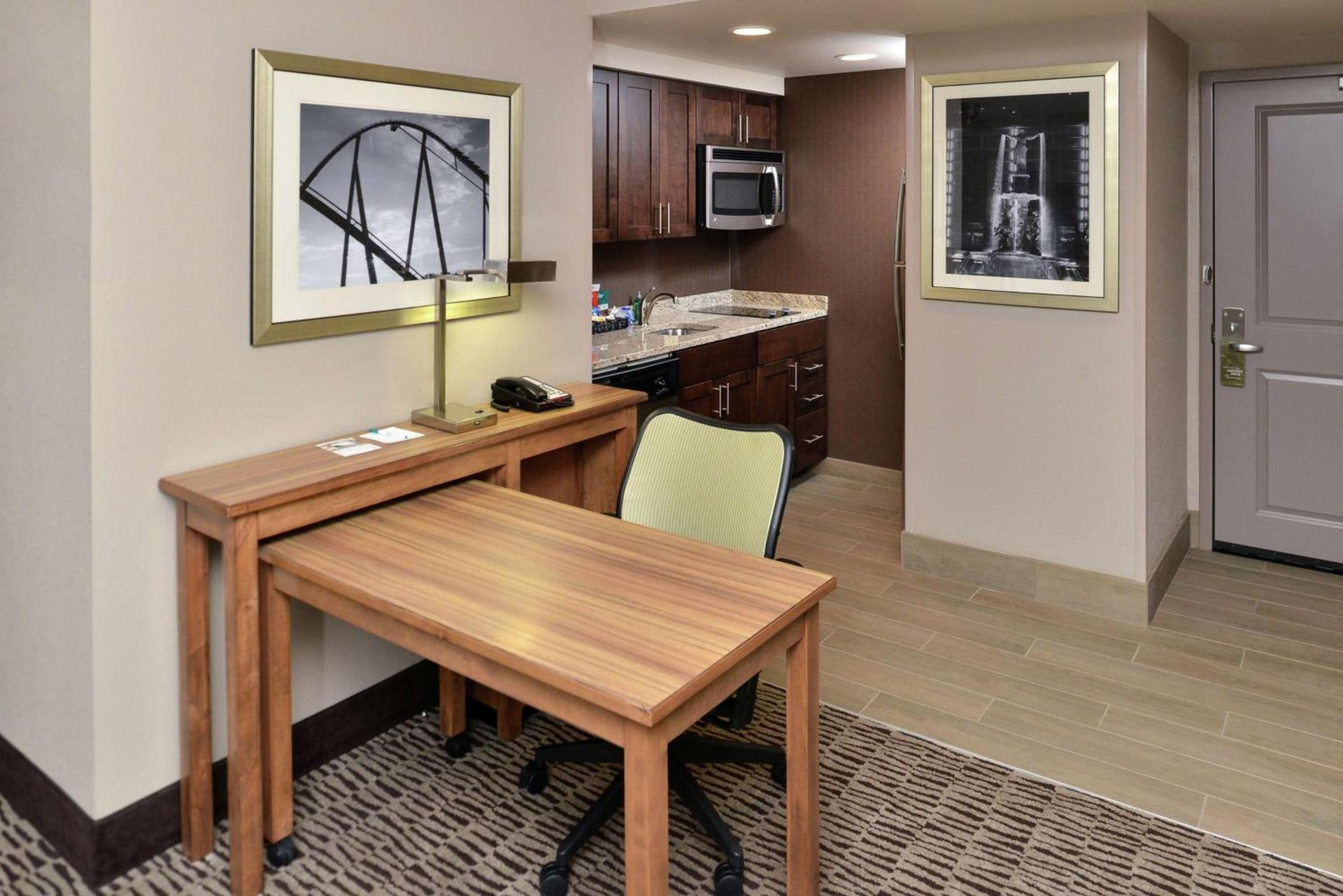Homewood Suites by Hilton Cincinnati/Mason photo 27