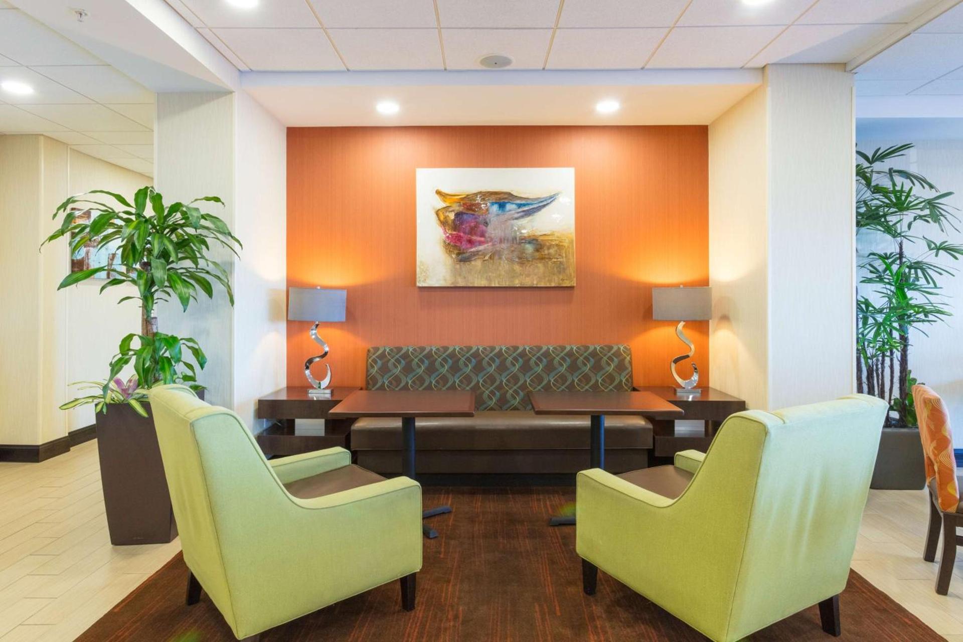 Hampton Inn Daytona Beach/Beachfront photo 4