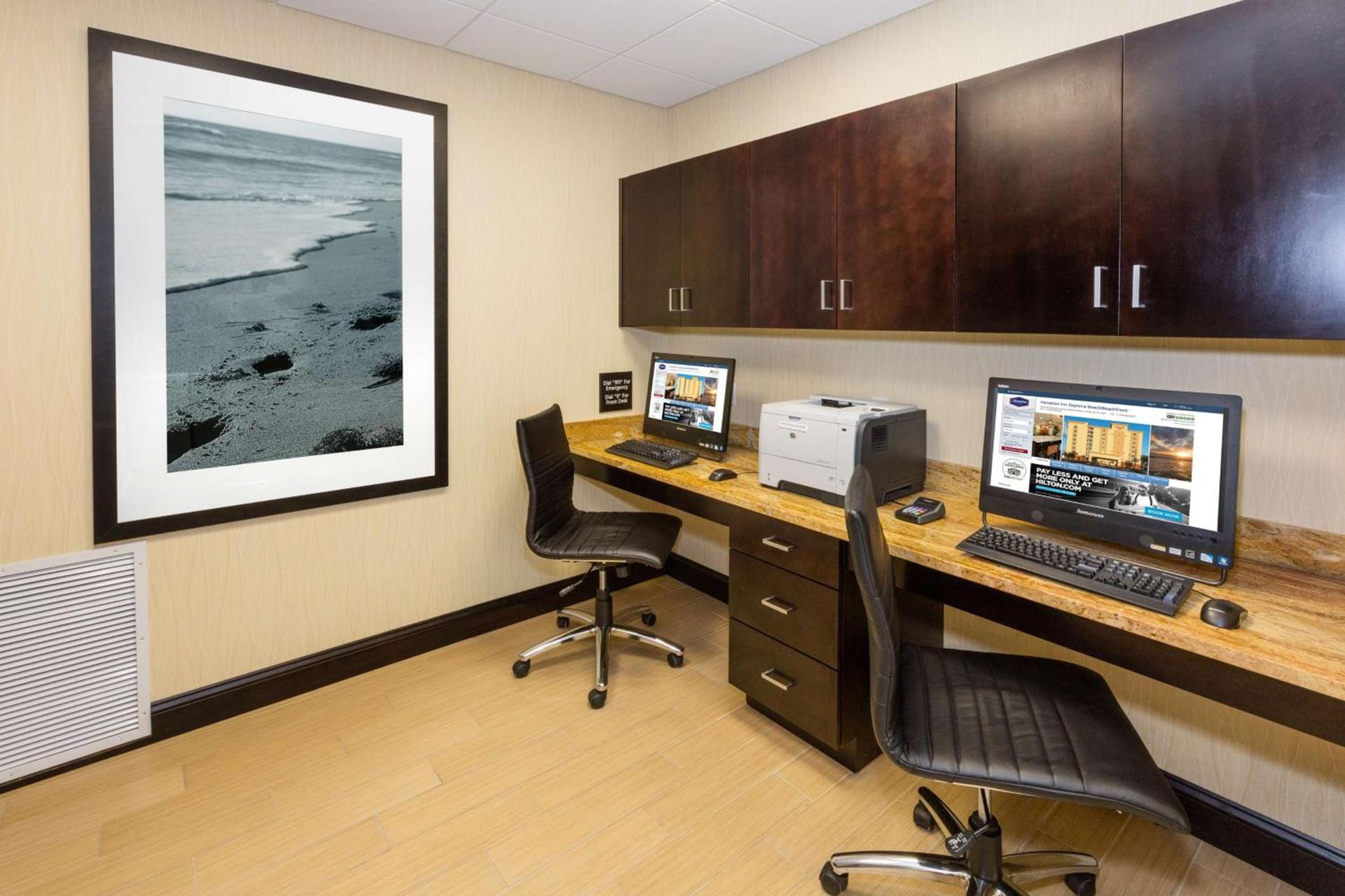 Hampton Inn Daytona Beach/Beachfront photo 34