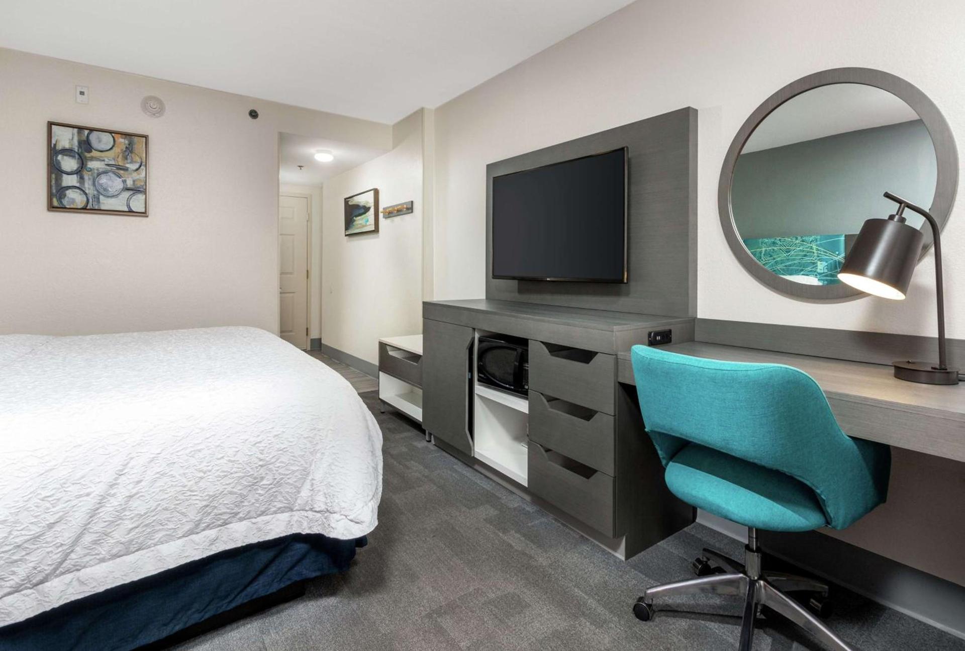 Hampton Inn Daytona Shores-Oceanfront photo 15