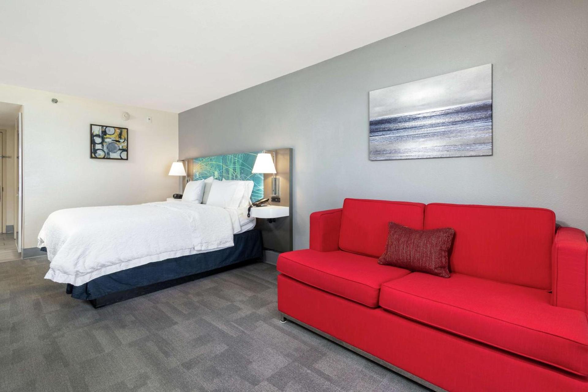 Hampton Inn Daytona Shores-Oceanfront photo 21