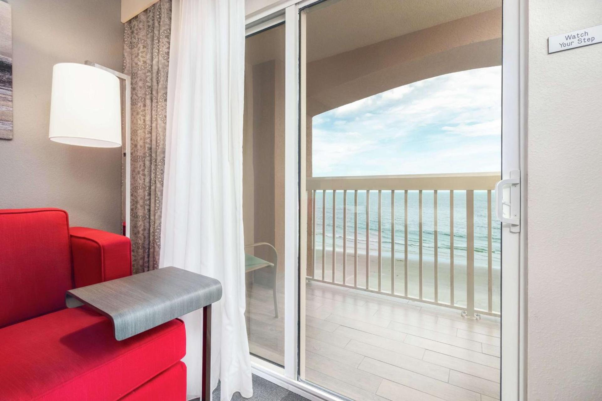 Hampton Inn Daytona Shores-Oceanfront photo 36