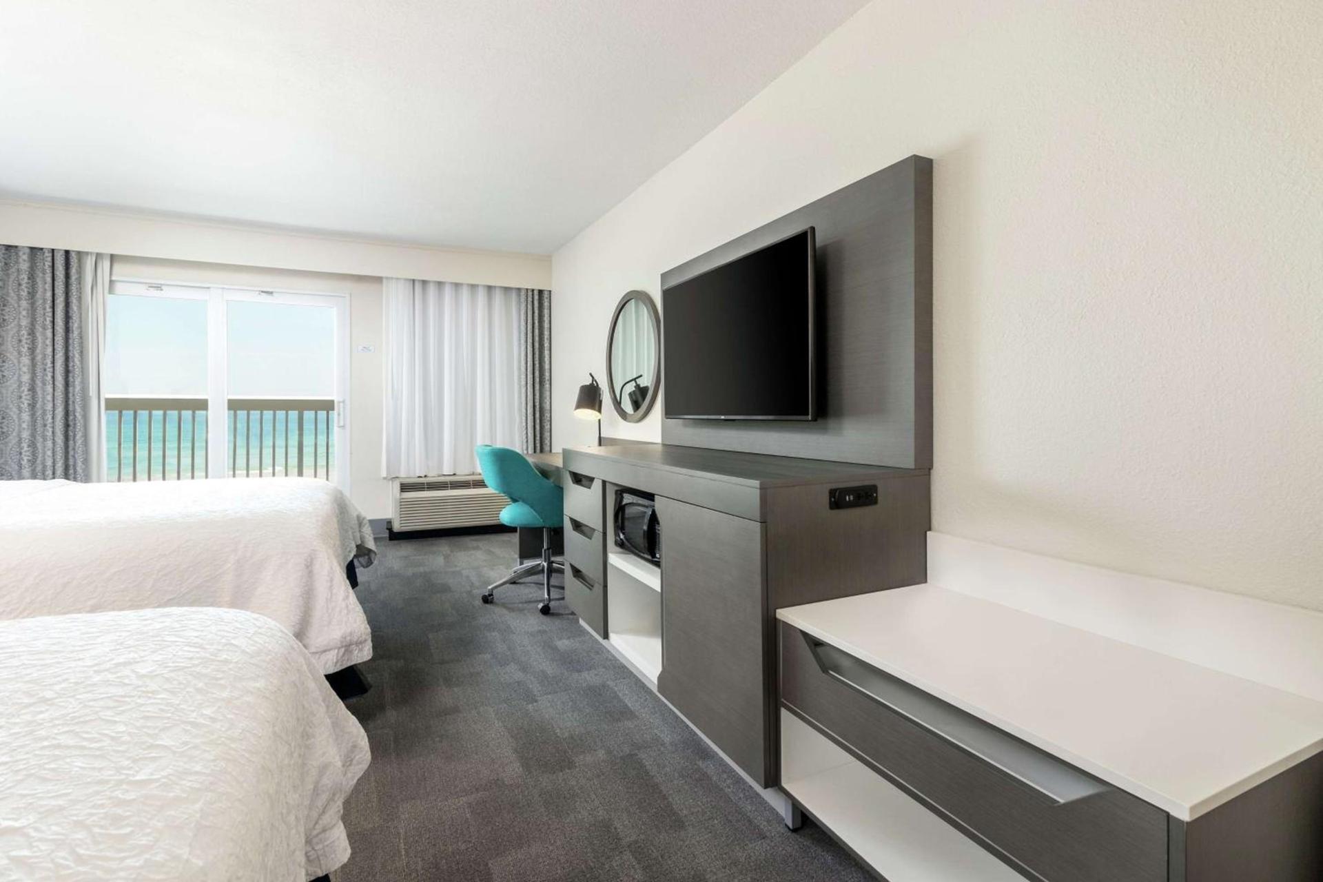 Hampton Inn Daytona Shores-Oceanfront photo 49