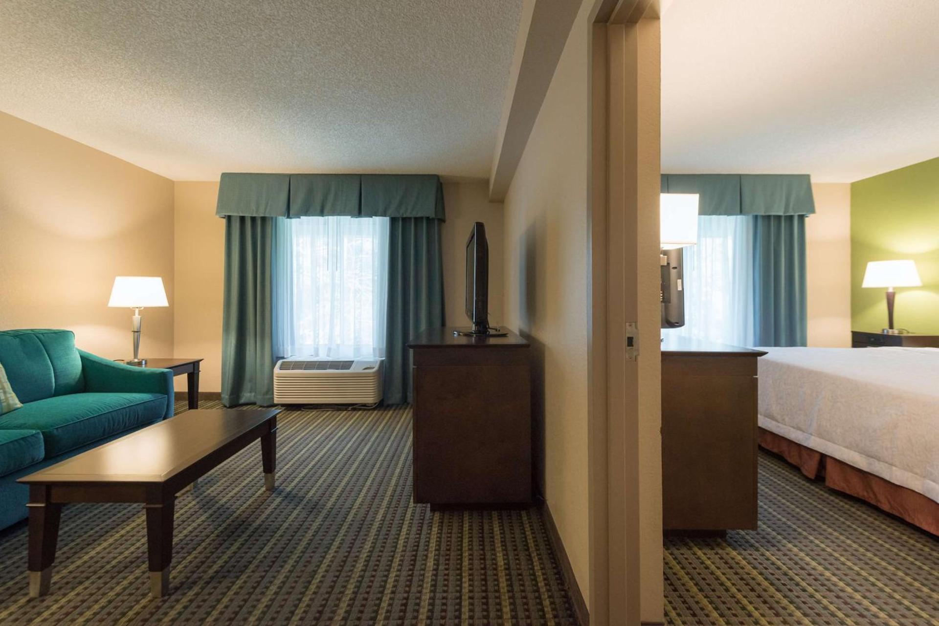 Hampton Inn Brooksville Dade City photo 25