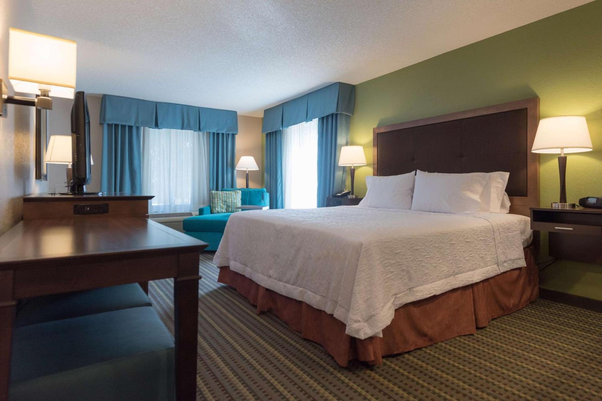 Hampton Inn Brooksville Dade City photo 40