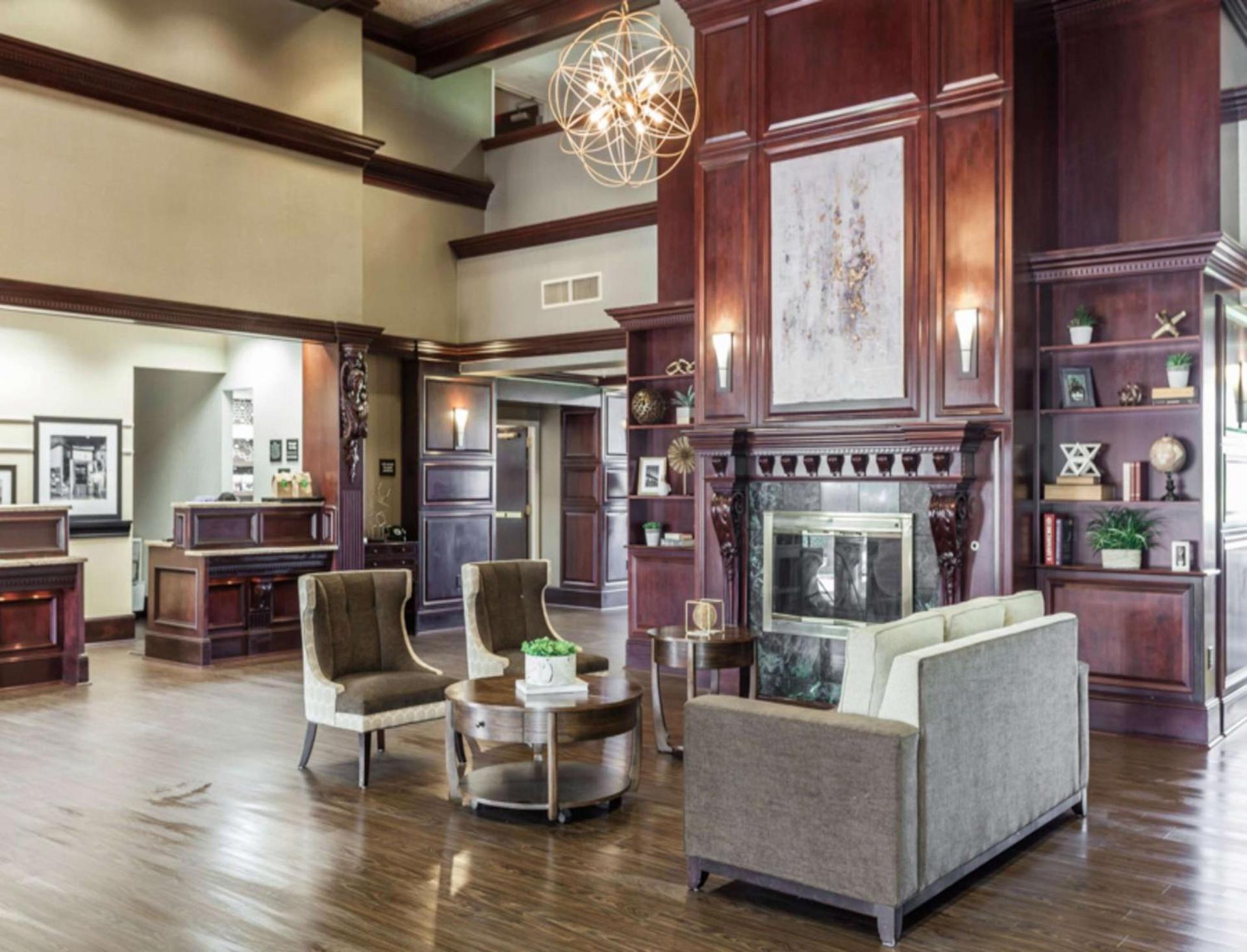Hampton Inn & Suites Dallas DFW Airport North Grapevine photo 3