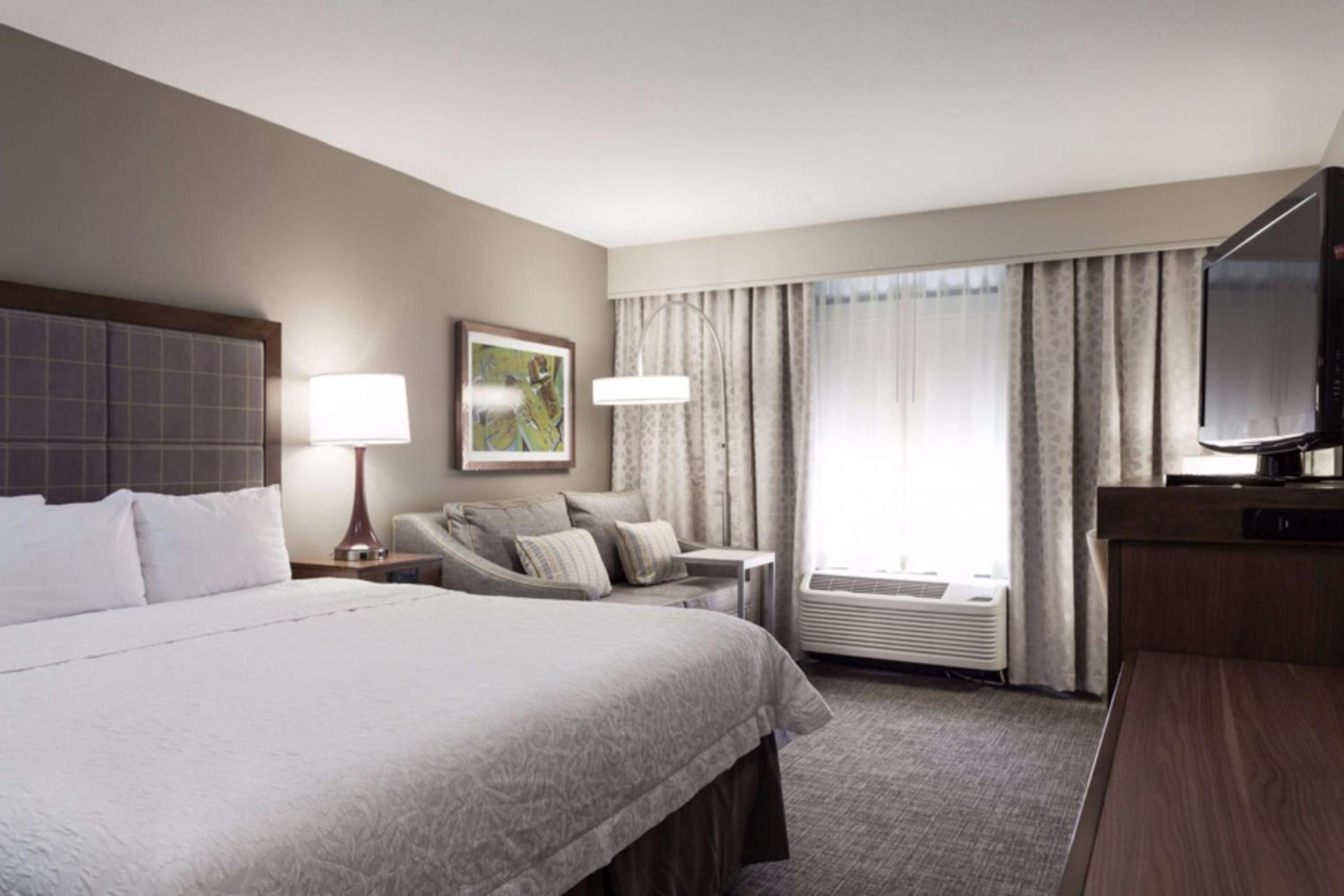 Hampton Inn & Suites Dallas DFW Airport North Grapevine photo 19