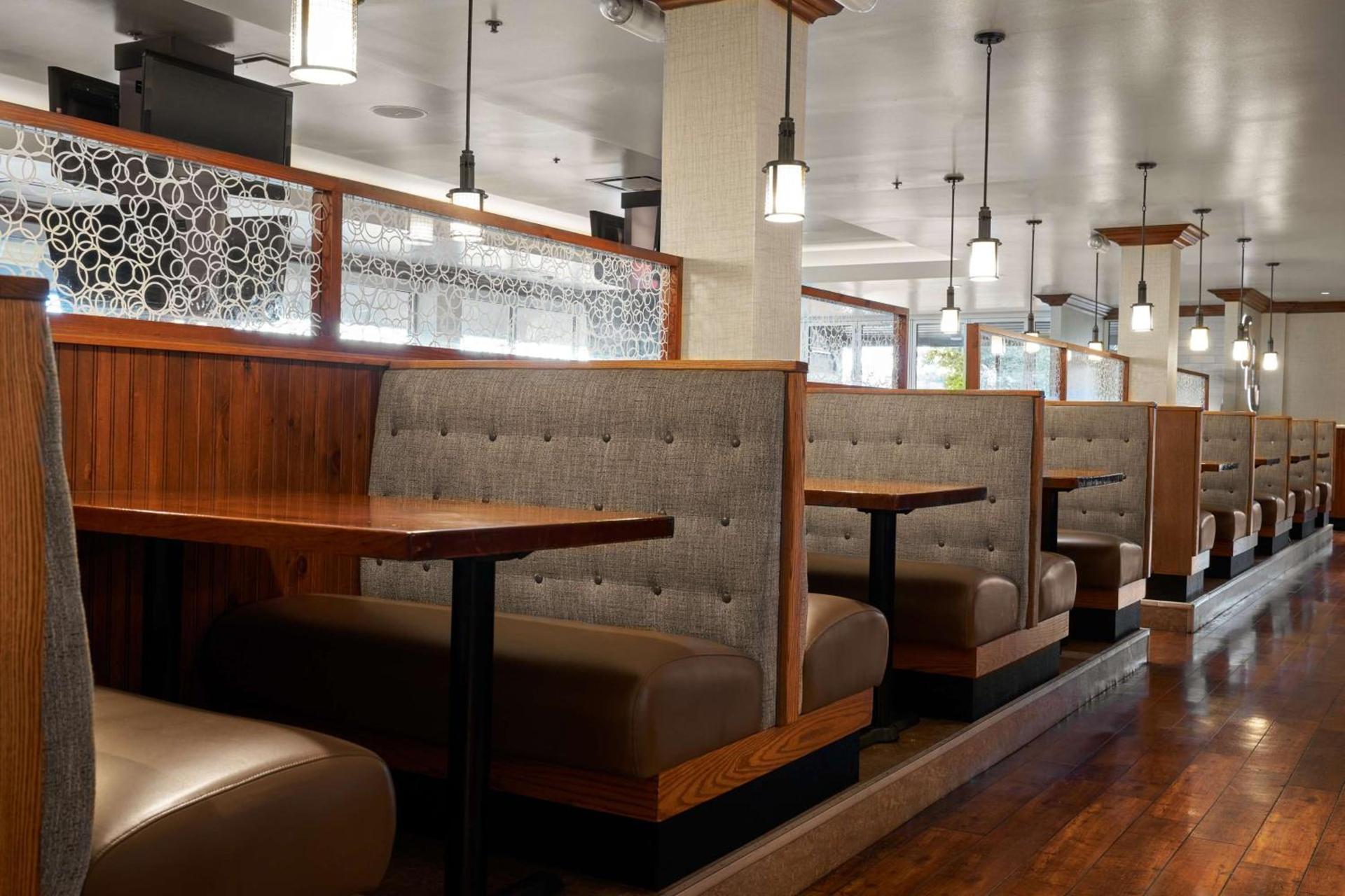 DoubleTree by Hilton Hotel Dallas - Love Field photo 15