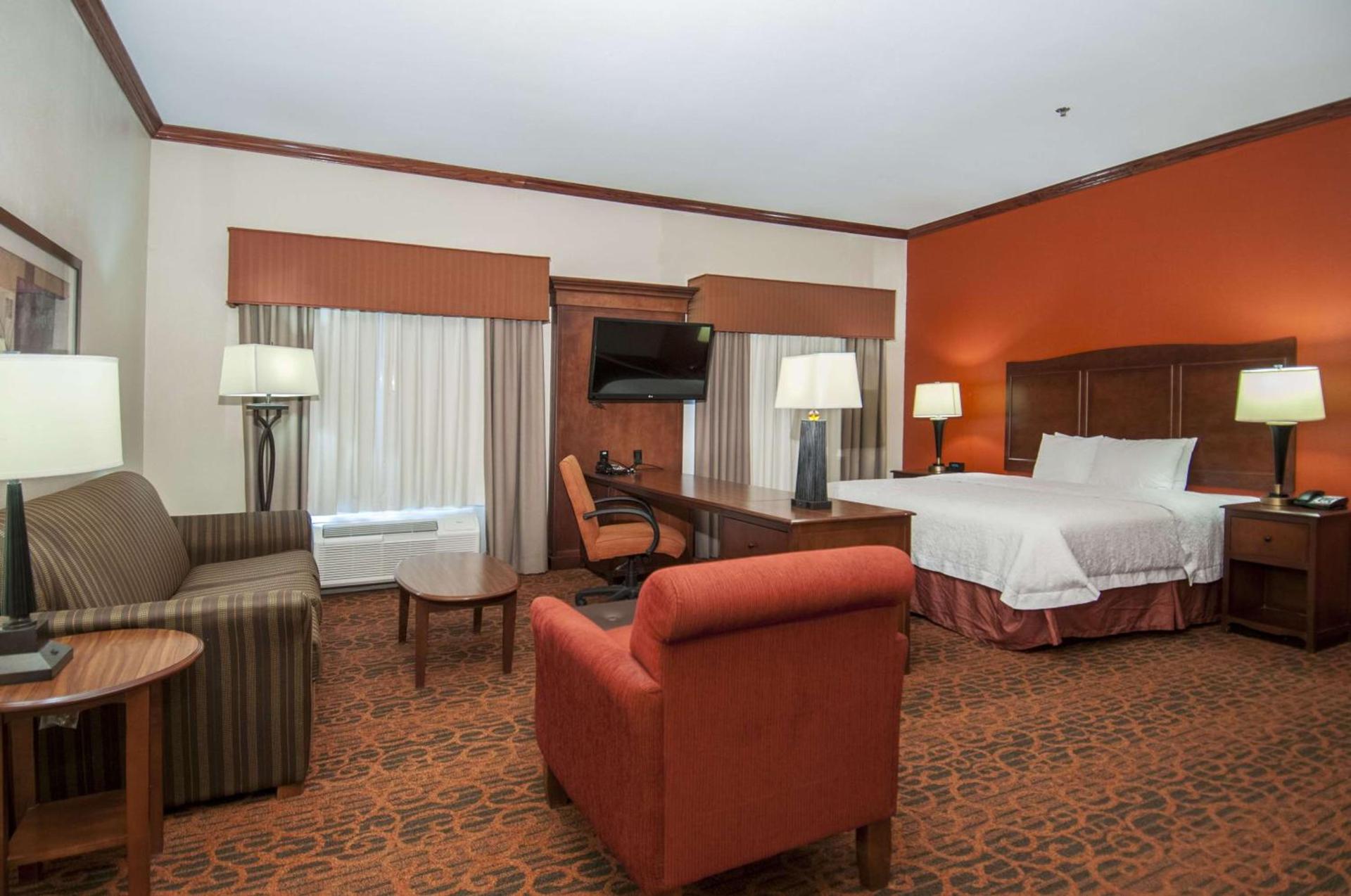 Hampton Inn and Suites Waxahachie photo 30