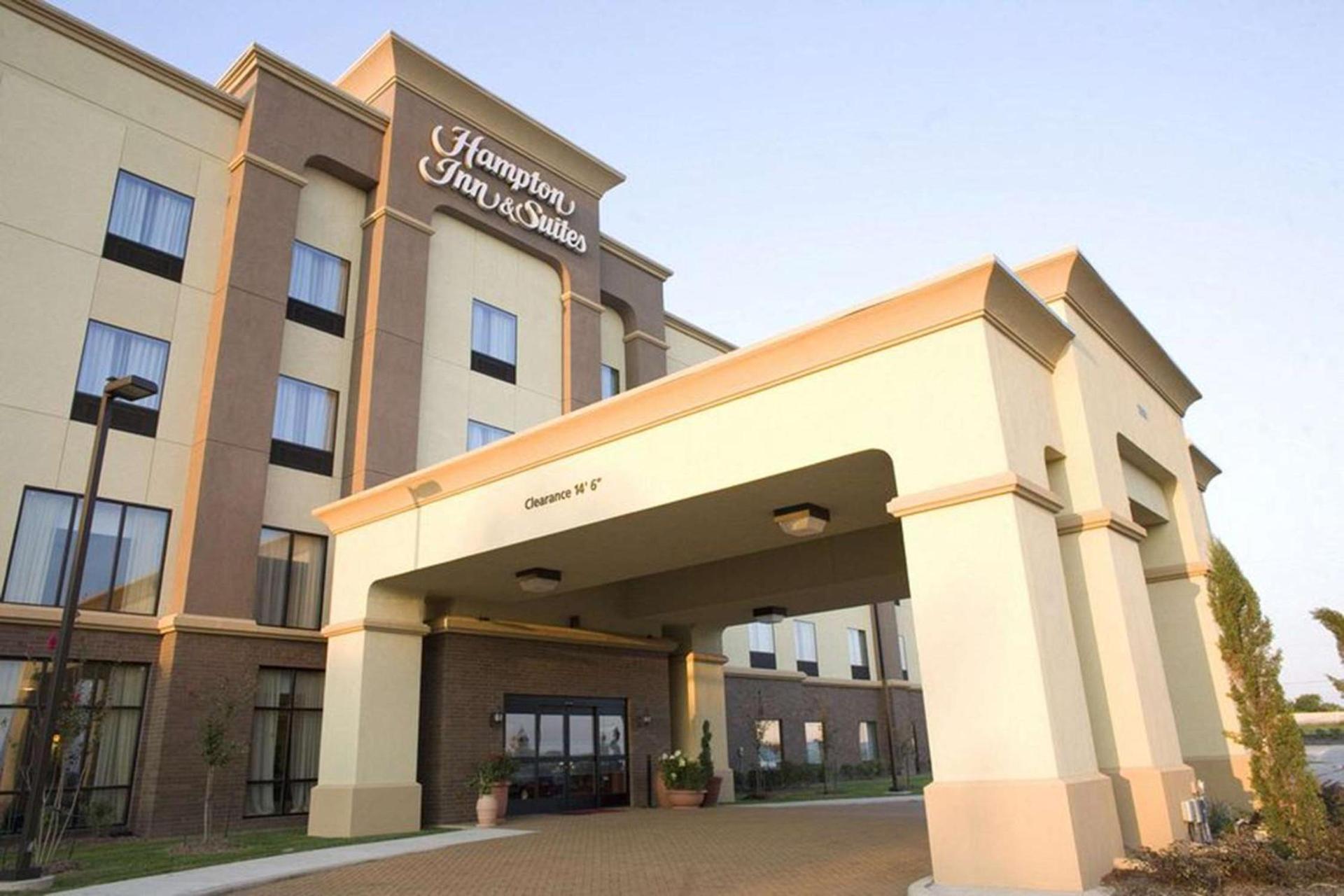 Hampton Inn & Suites Dallas-DeSoto photo 9