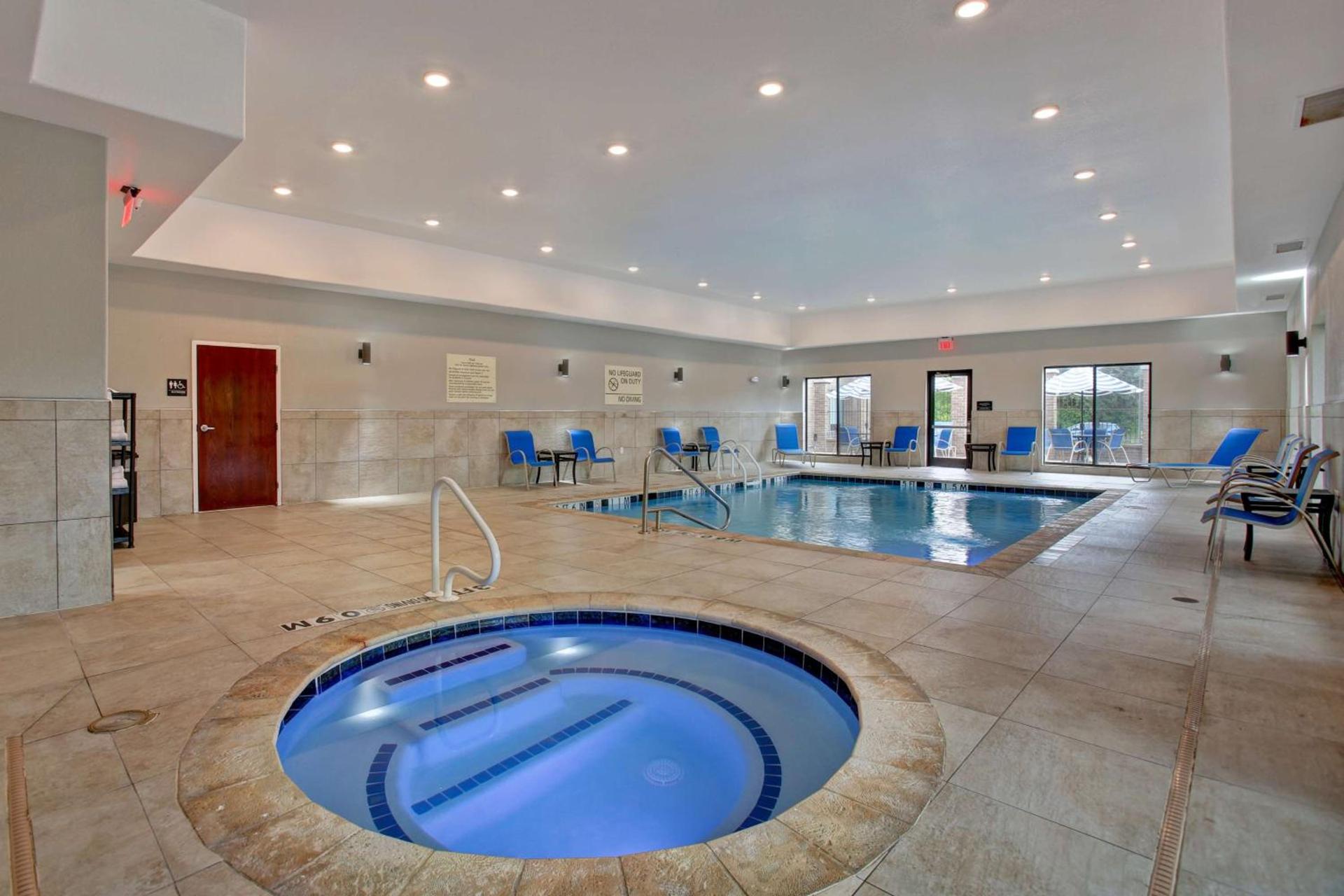Hampton Inn & Suites Dallas-DeSoto photo 17