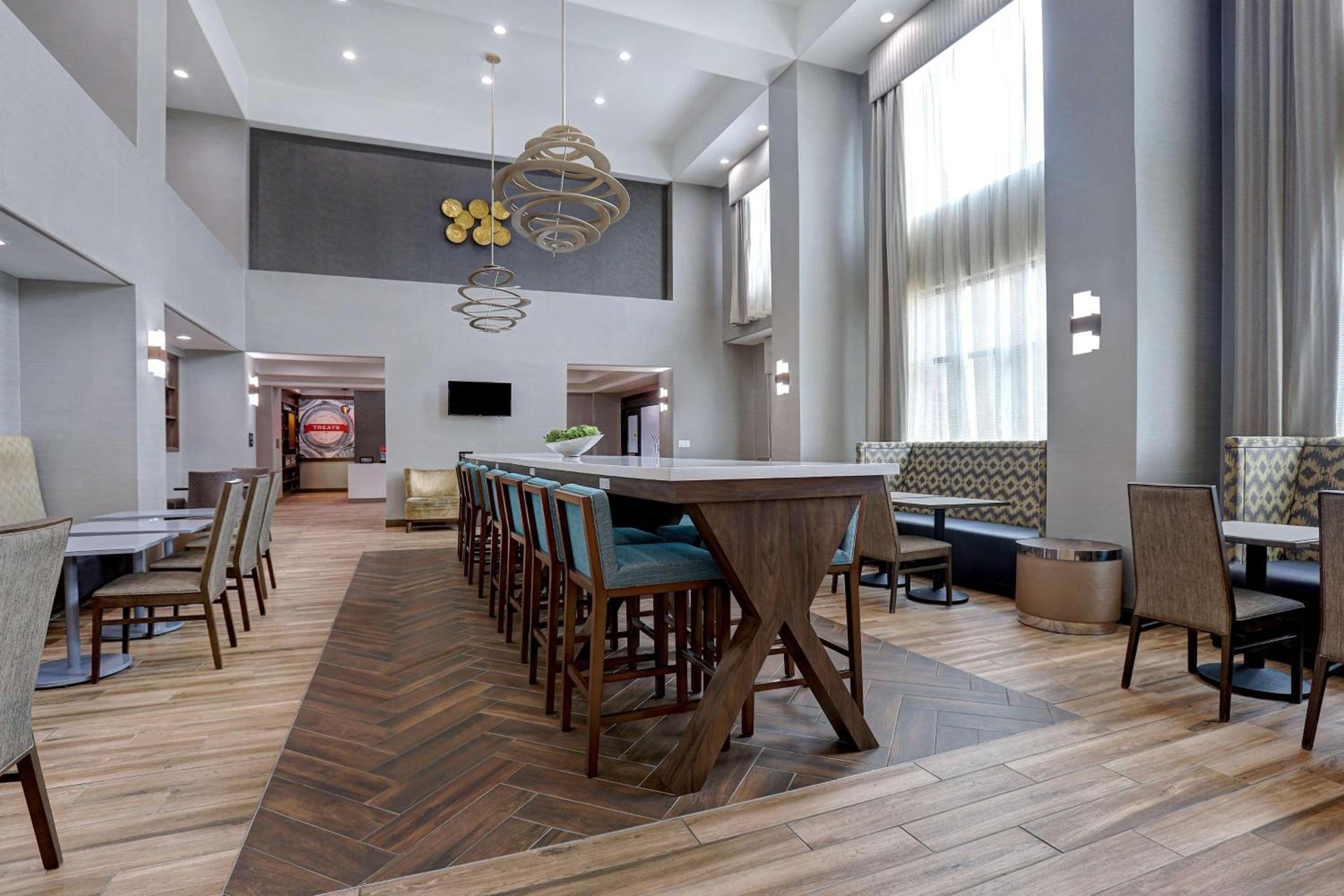 Hampton Inn & Suites Dallas-DeSoto photo 22