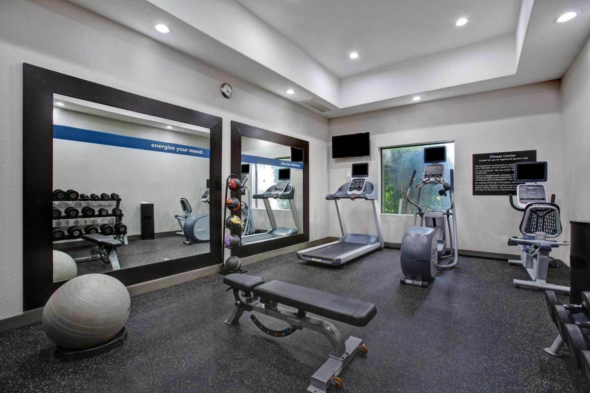 Hampton Inn & Suites Dallas-DeSoto photo 34