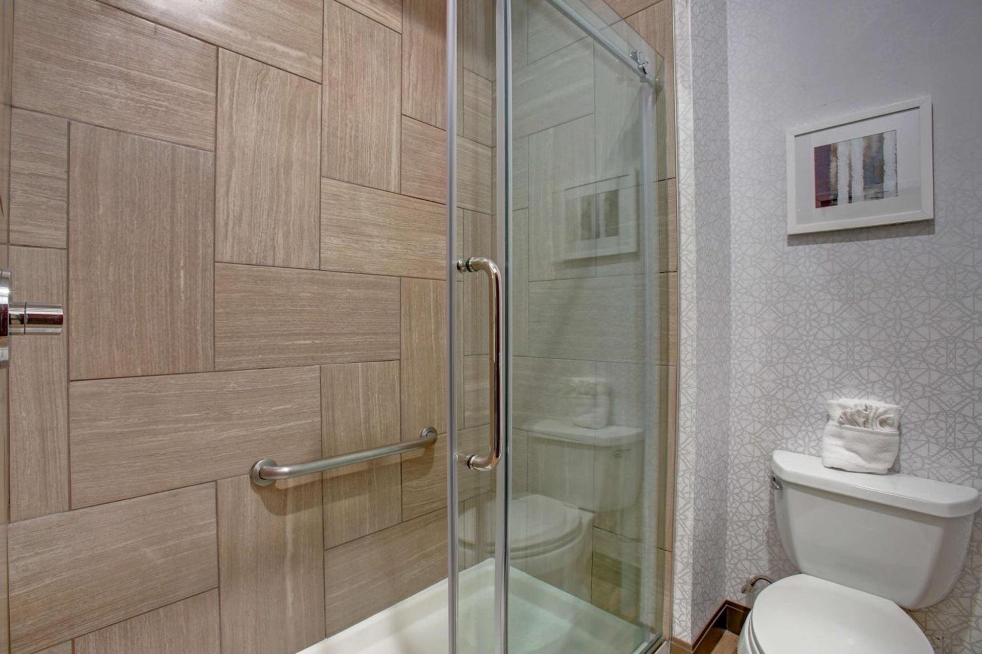 Hampton Inn & Suites Dallas-DeSoto photo 35