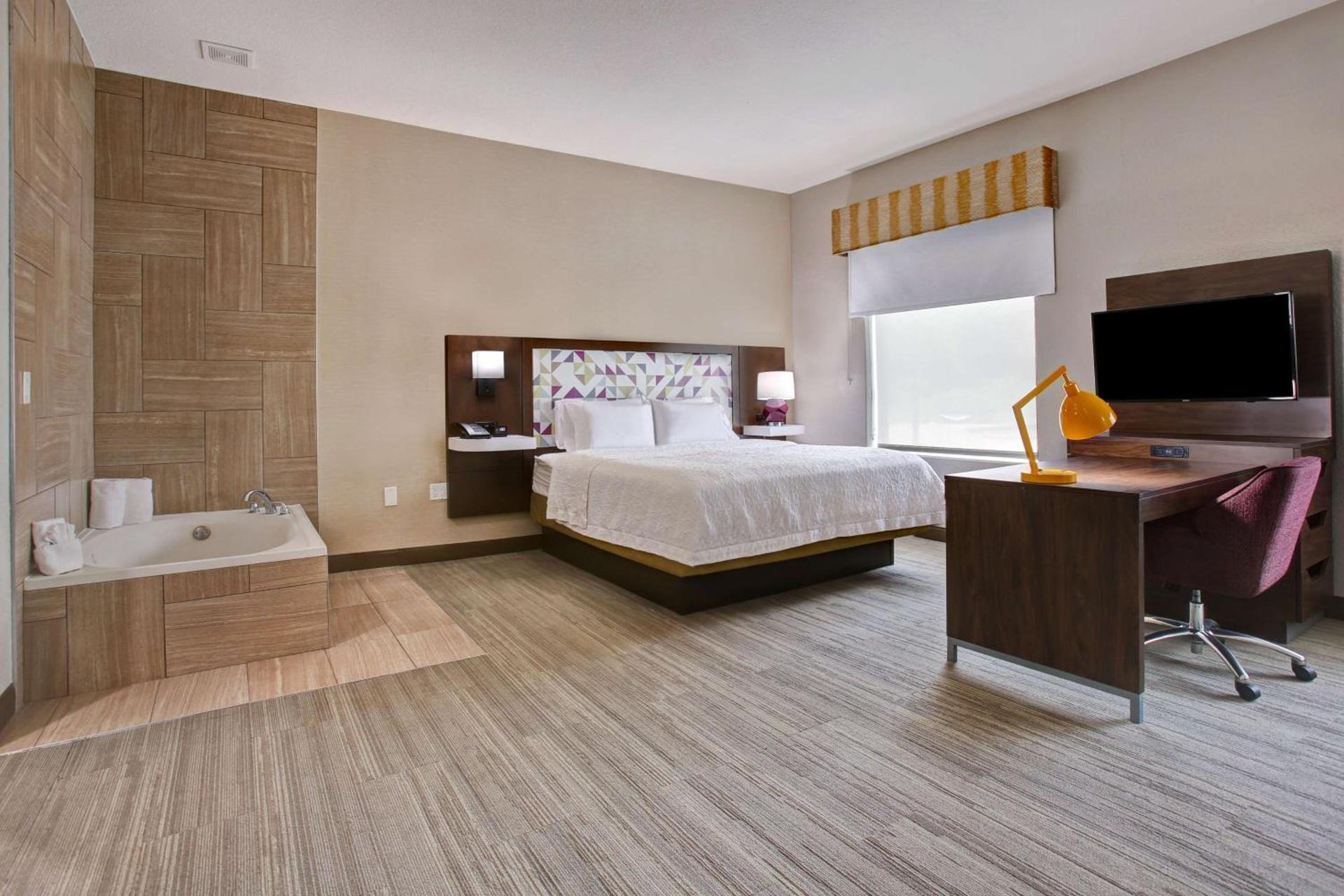 Hampton Inn & Suites Dallas-DeSoto photo 47