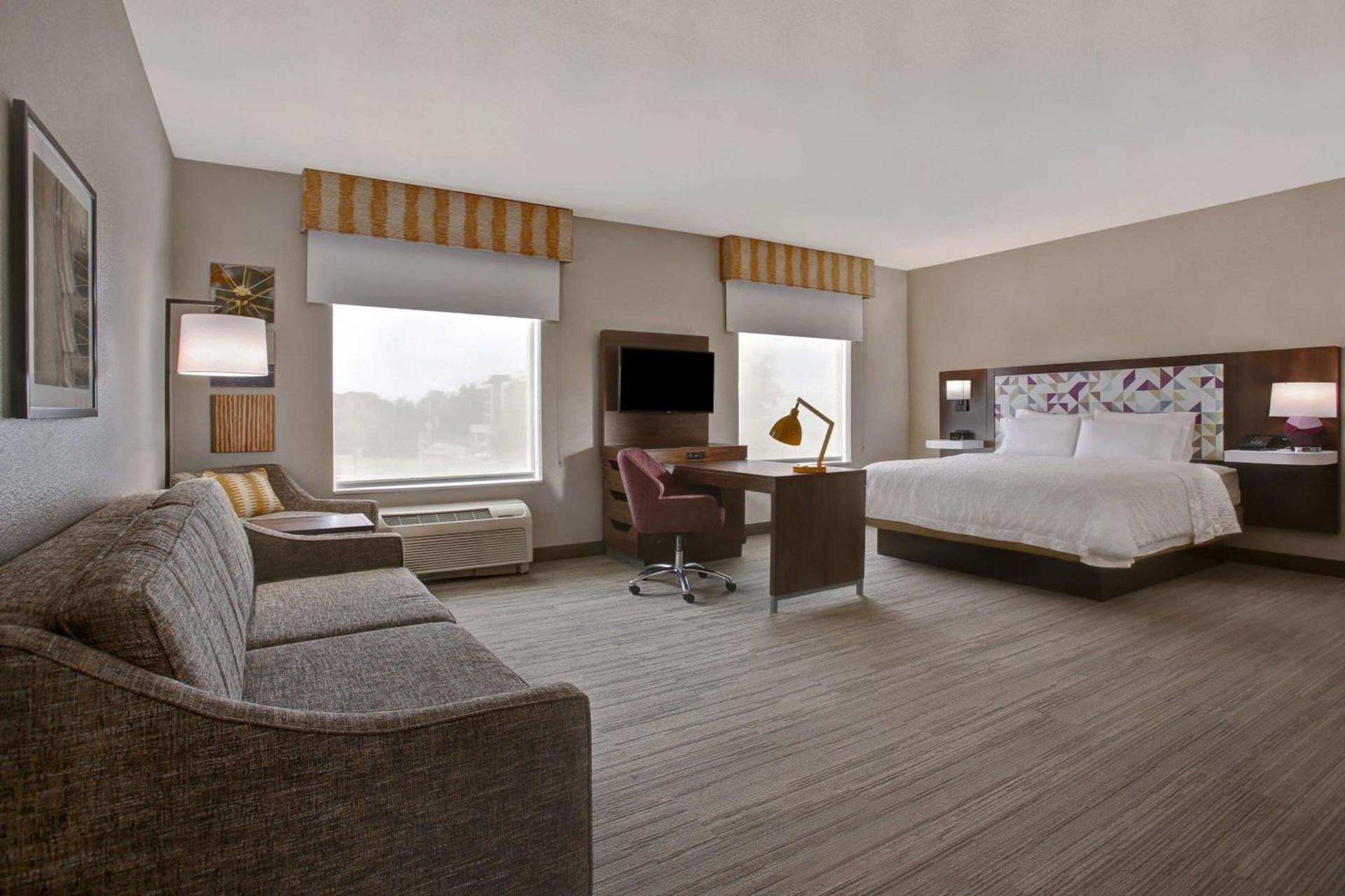 Hampton Inn & Suites Dallas-DeSoto photo 49