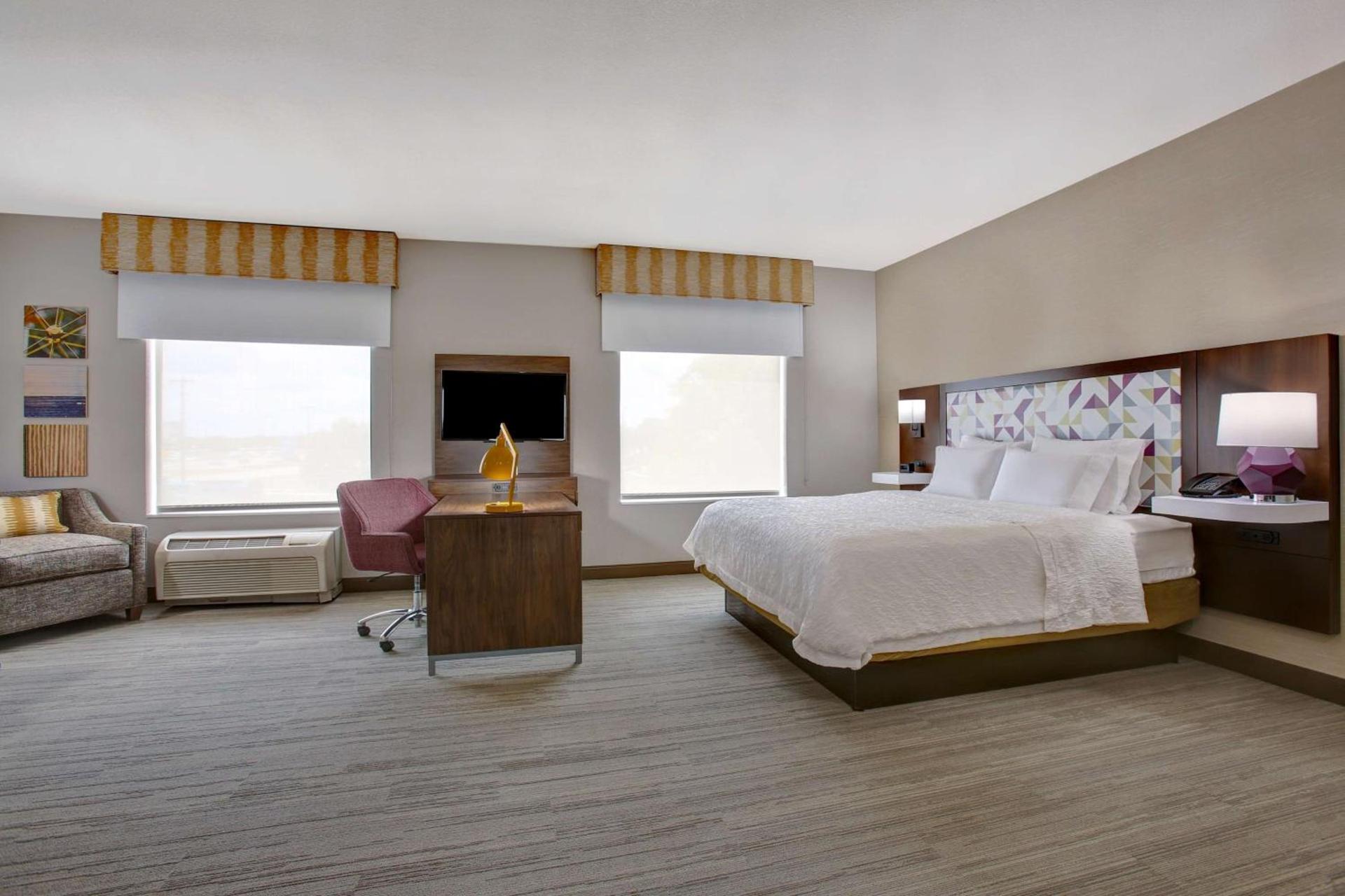 Hampton Inn & Suites Dallas-DeSoto photo 51