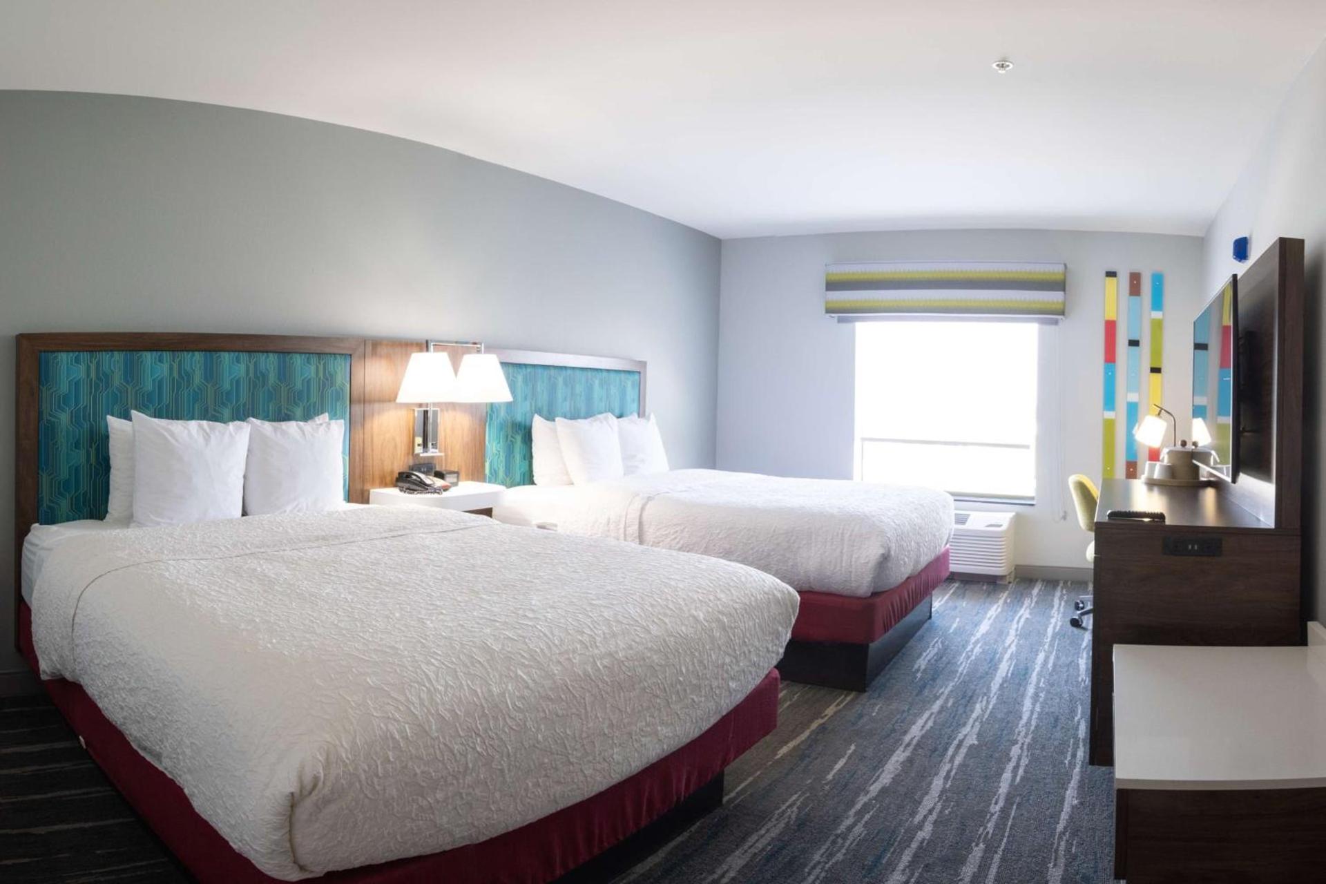 Hampton Inn and Suites Dallas/Lewisville-Vista Ridge Mall photo 21