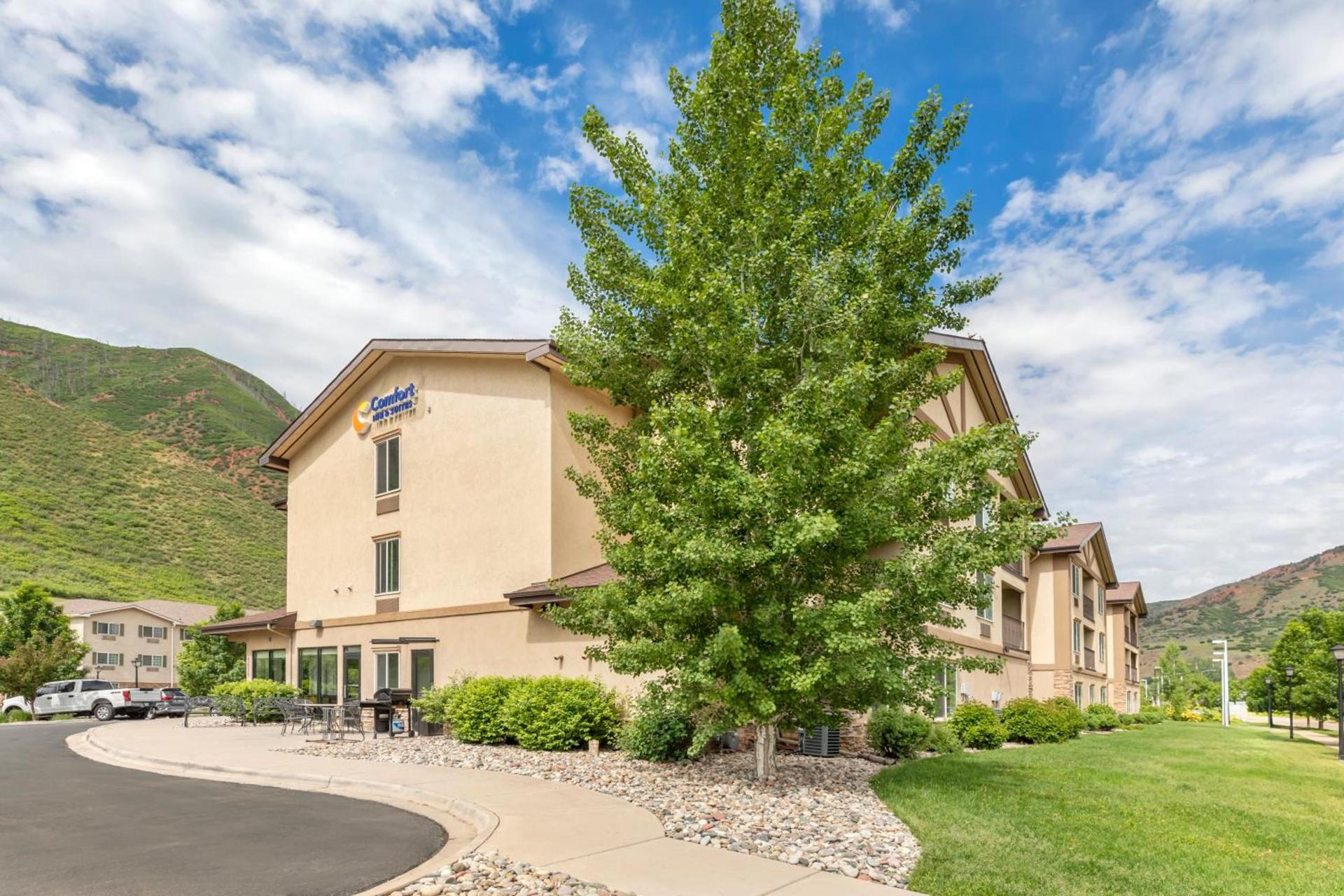 Comfort Inn & Suites Glenwood Springs On The River photo 7
