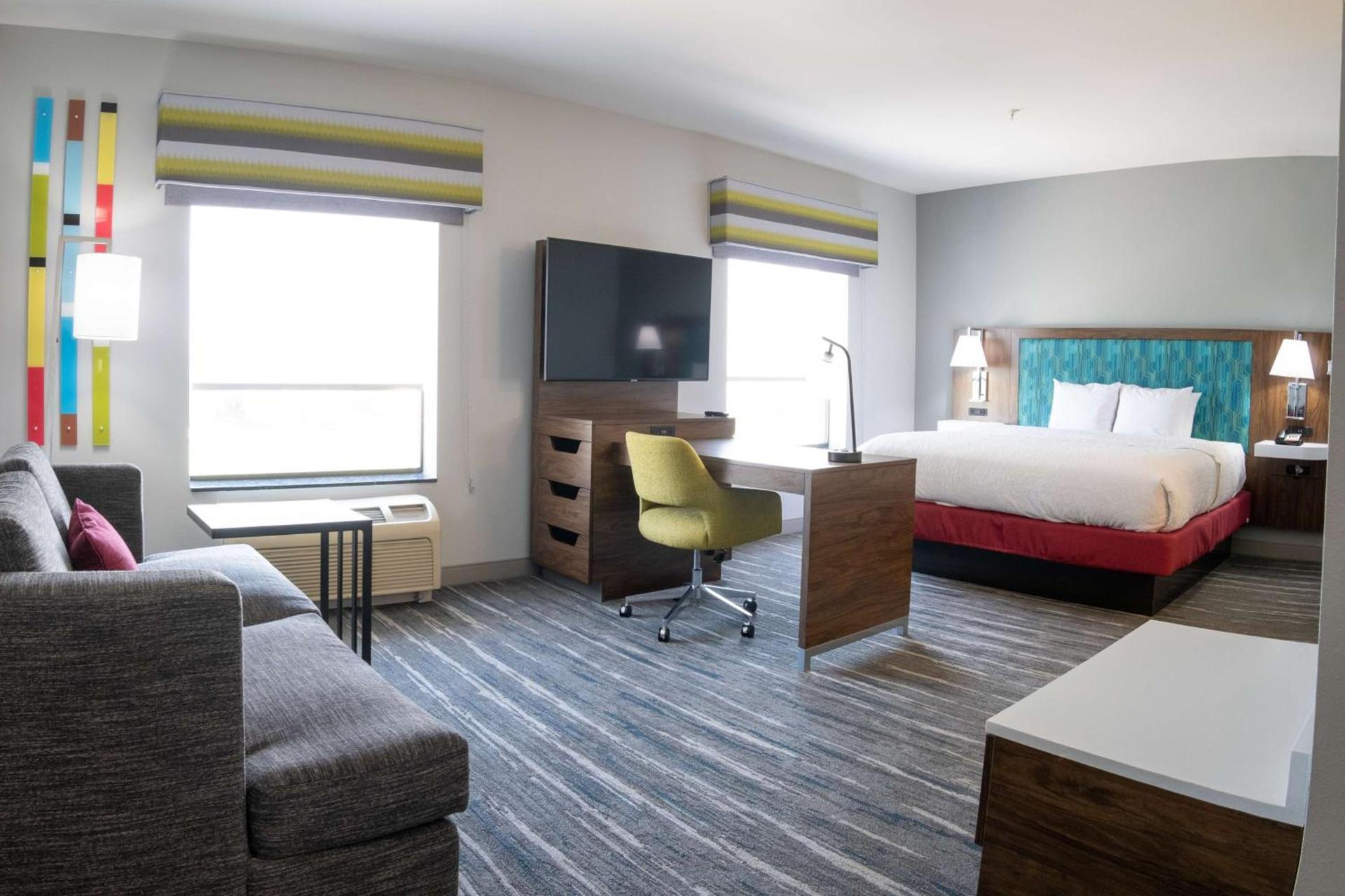 Hampton Inn and Suites Dallas/Lewisville-Vista Ridge Mall photo 23