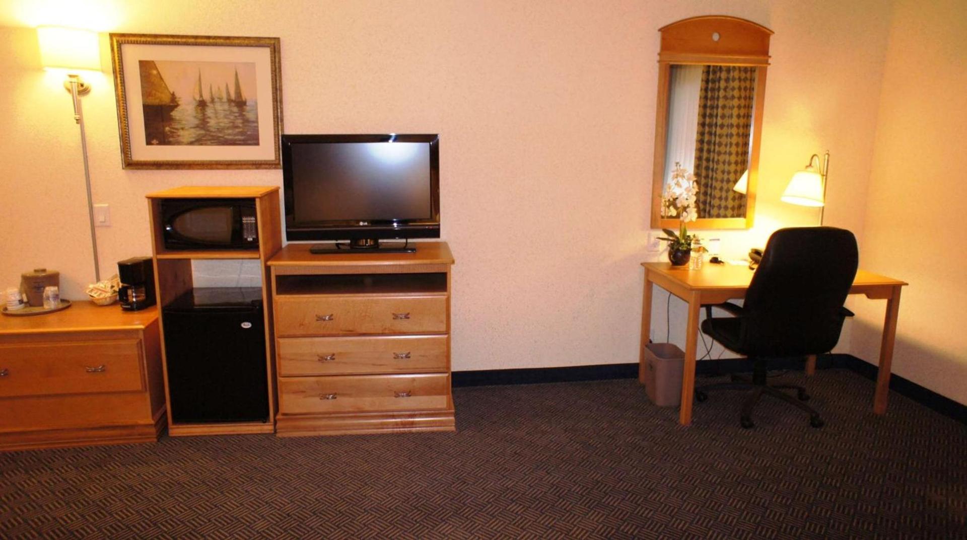 Hampton Inn Dallas-Rockwall photo 31