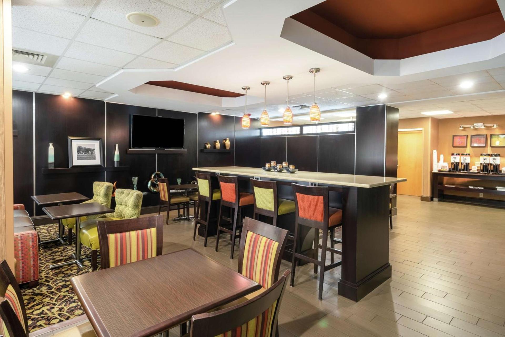 Hampton Inn Dublin photo 10