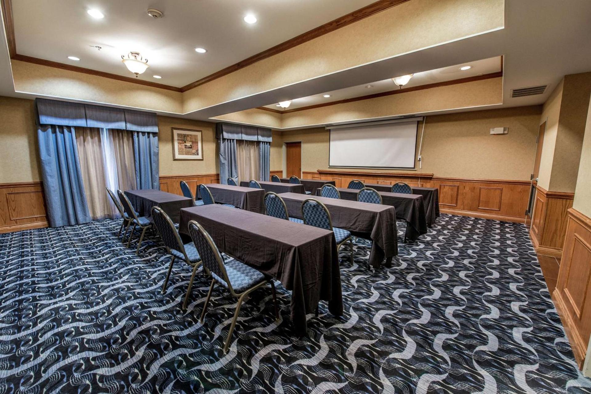 Hampton Inn Dallas-Rockwall photo 41