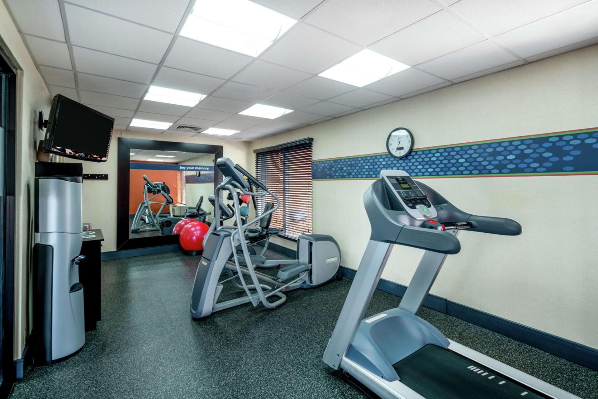Hampton Inn Dublin photo 22