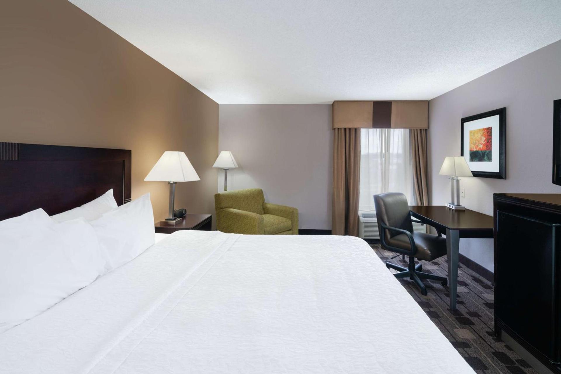 Hampton Inn Dublin photo 21
