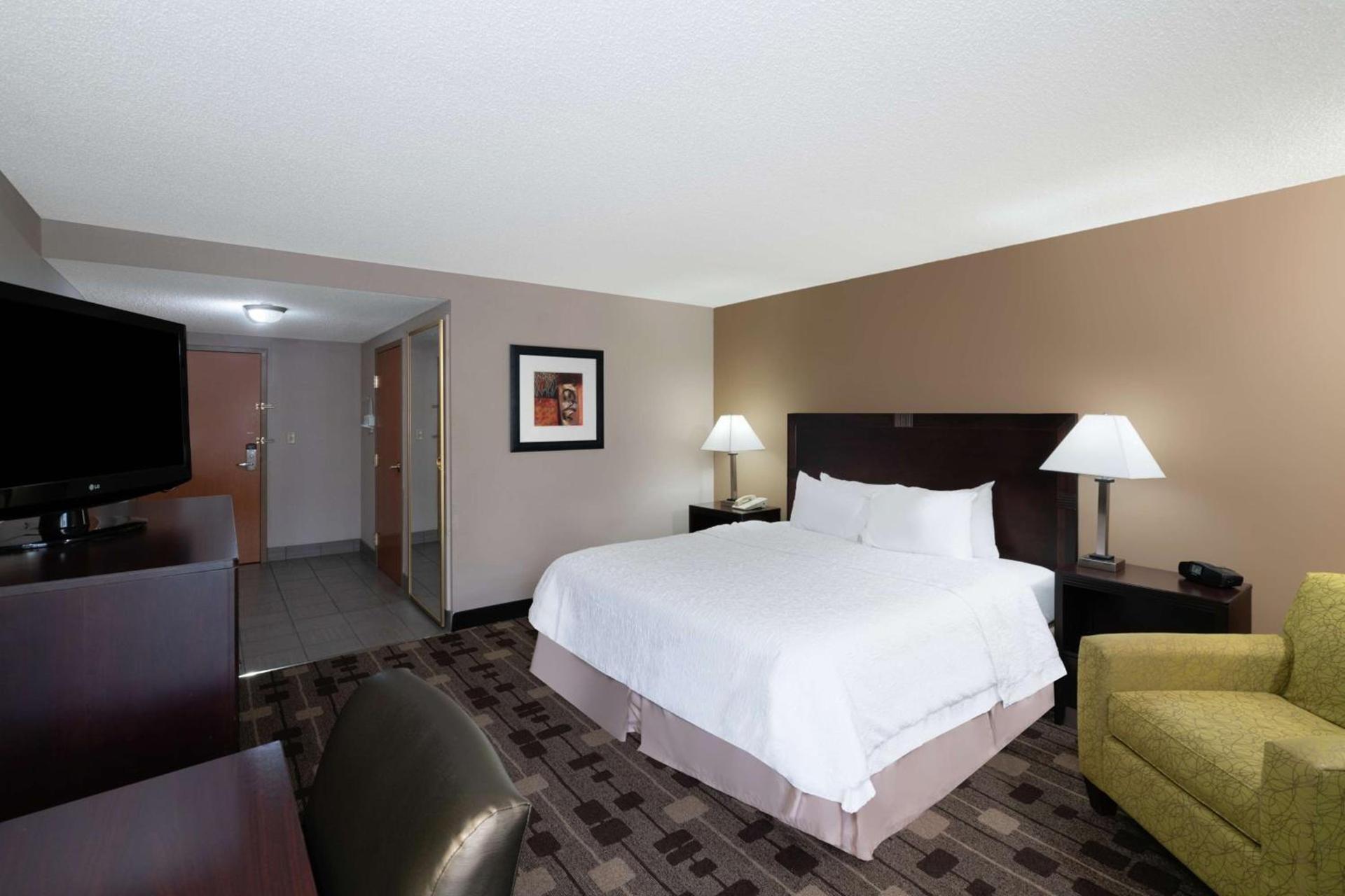 Hampton Inn Dublin photo 17