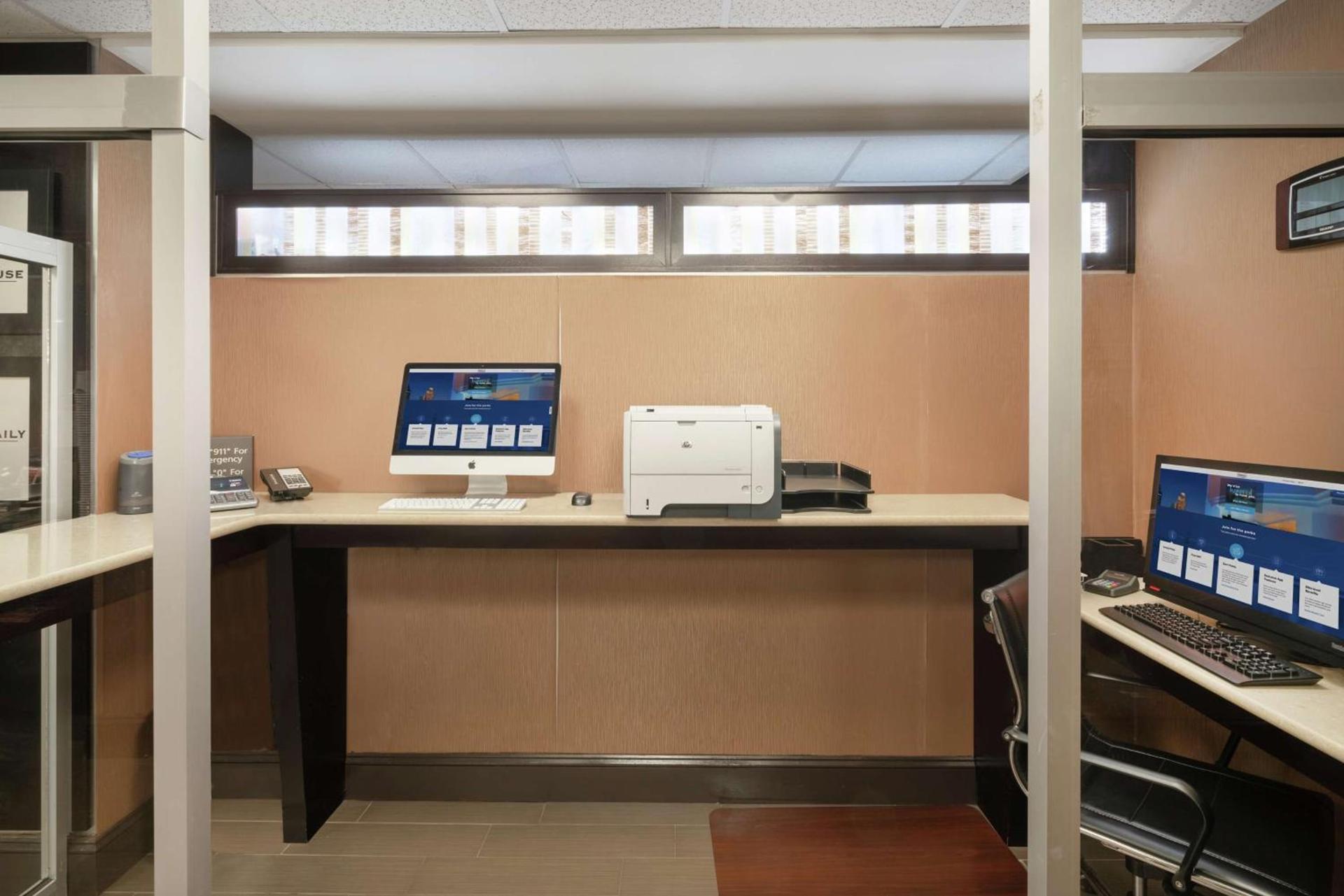 Hampton Inn Dublin photo 20