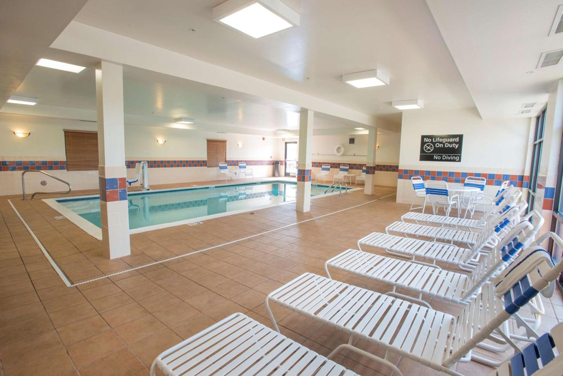 Hampton Inn & Suites Dayton-Airport photo 8