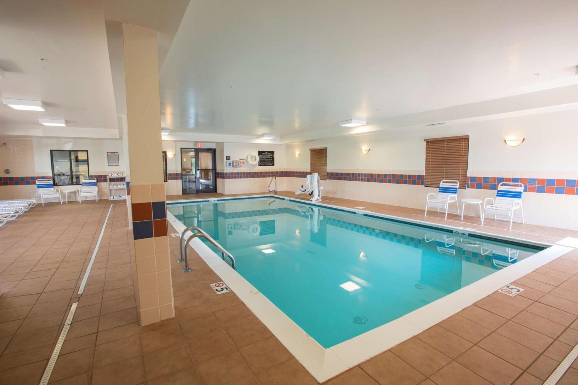 Hampton Inn & Suites Dayton-Airport photo 9