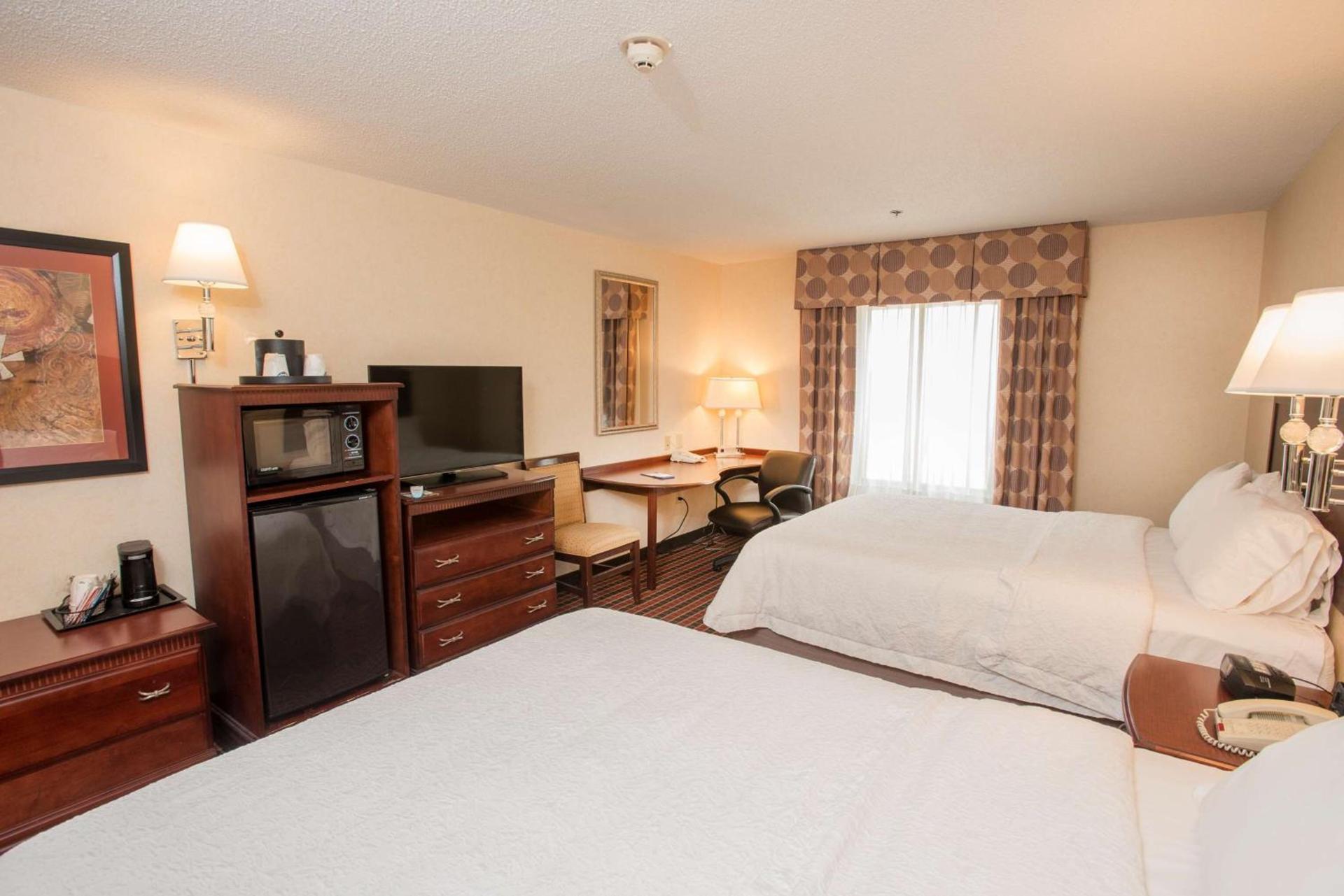 Hampton Inn & Suites Dayton-Airport photo 22