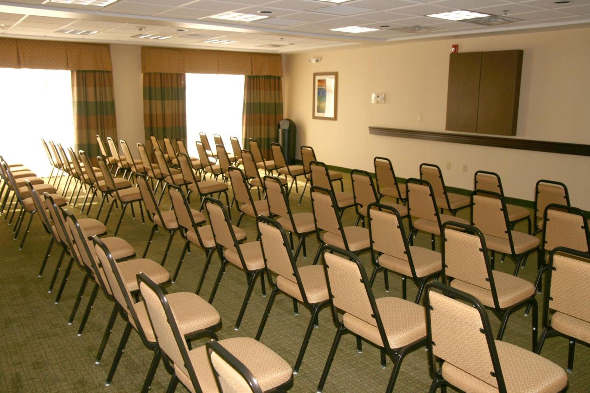 Hampton Inn & Suites Dayton-Airport photo 36