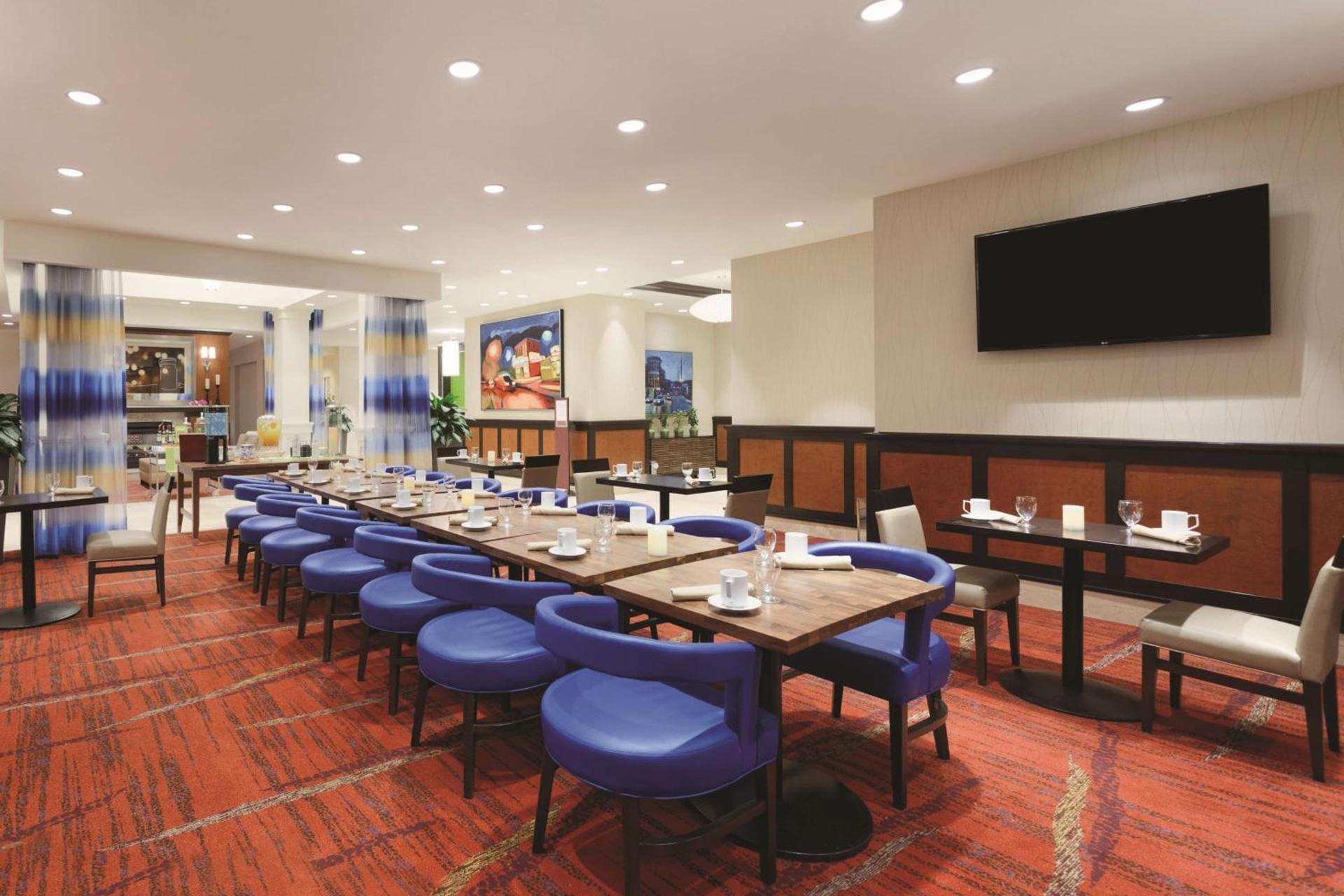 Hilton Garden Inn Falls Church photo 15