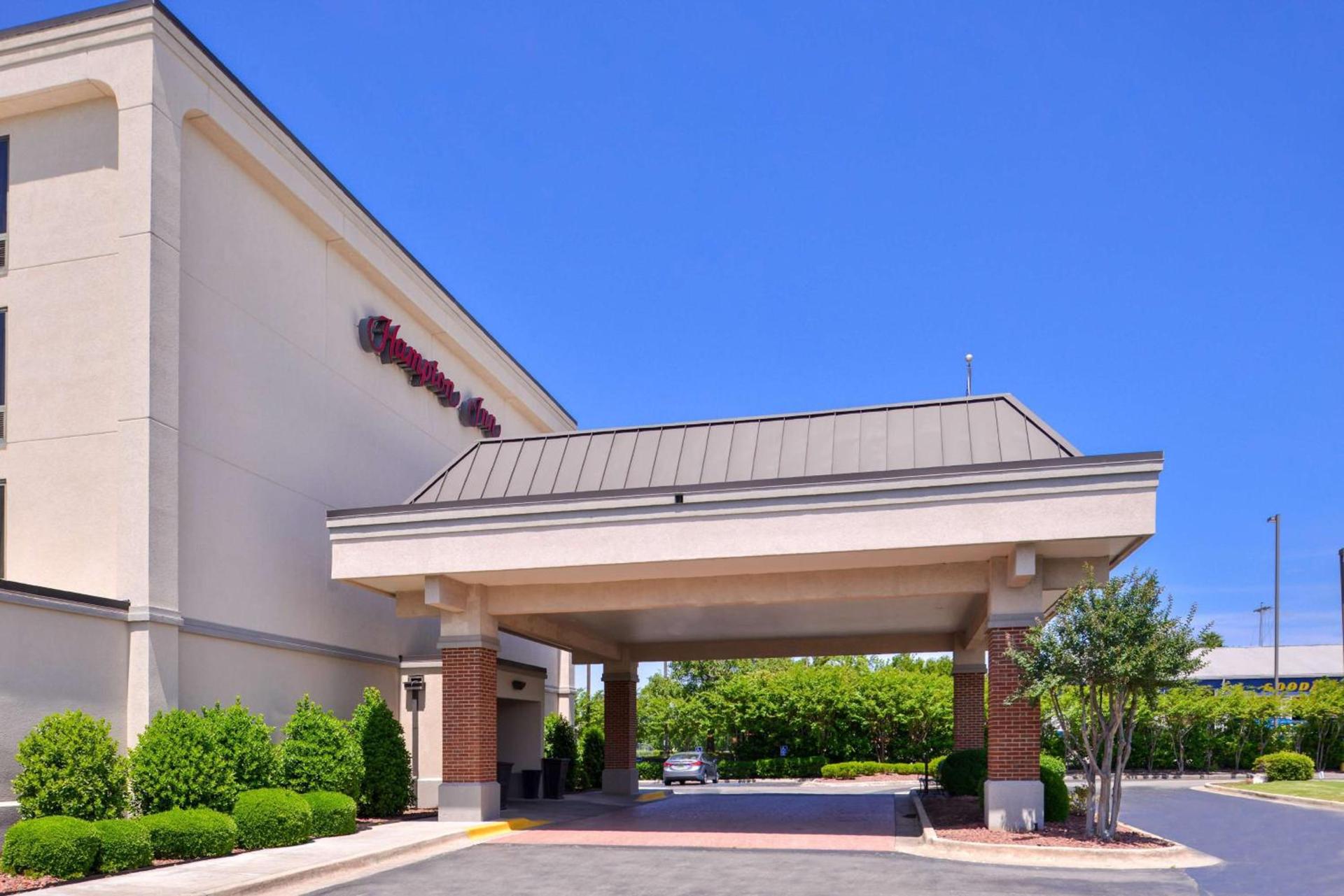 Spark by Hilton Decatur photo 3