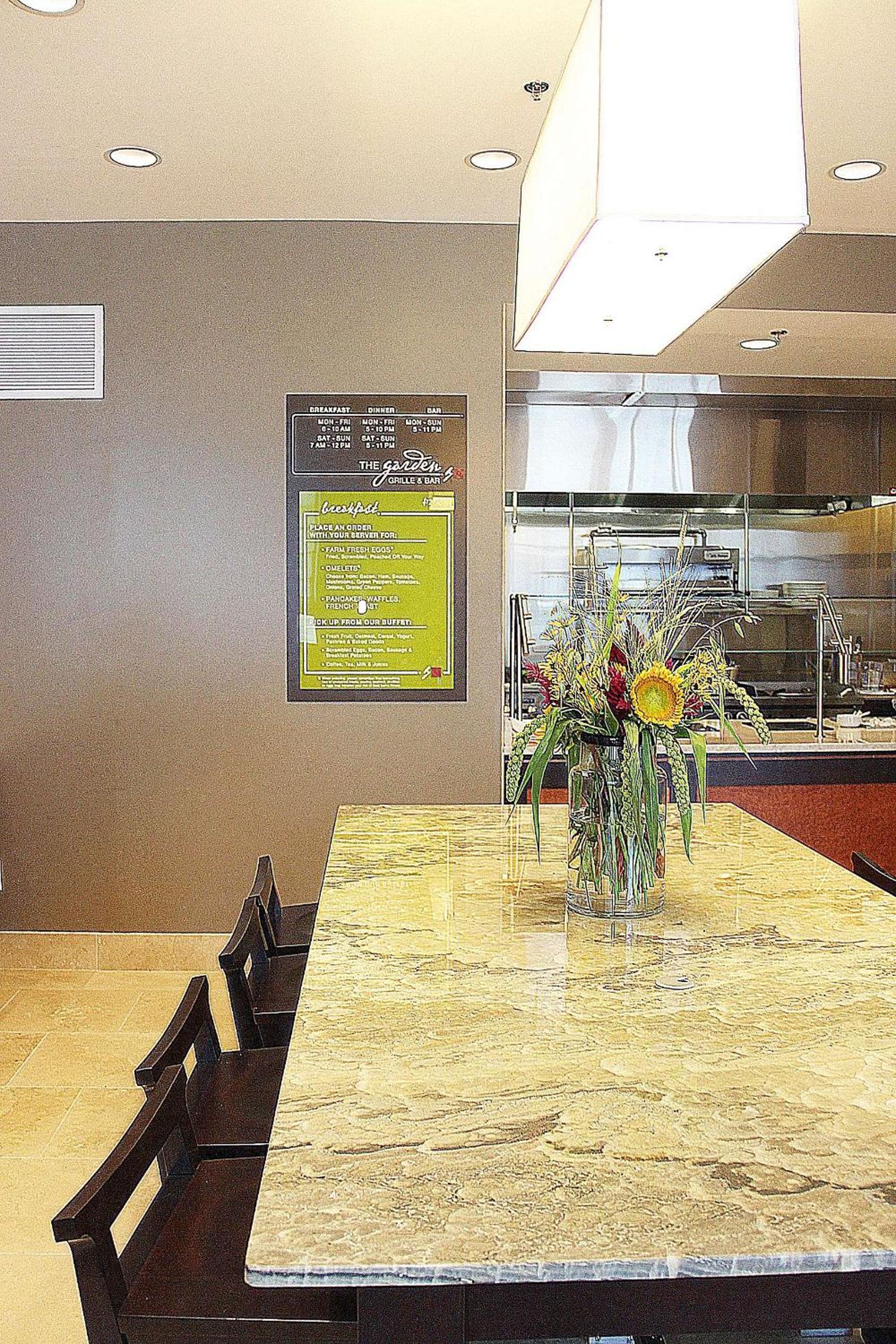 Hilton Garden Inn Falls Church photo 36