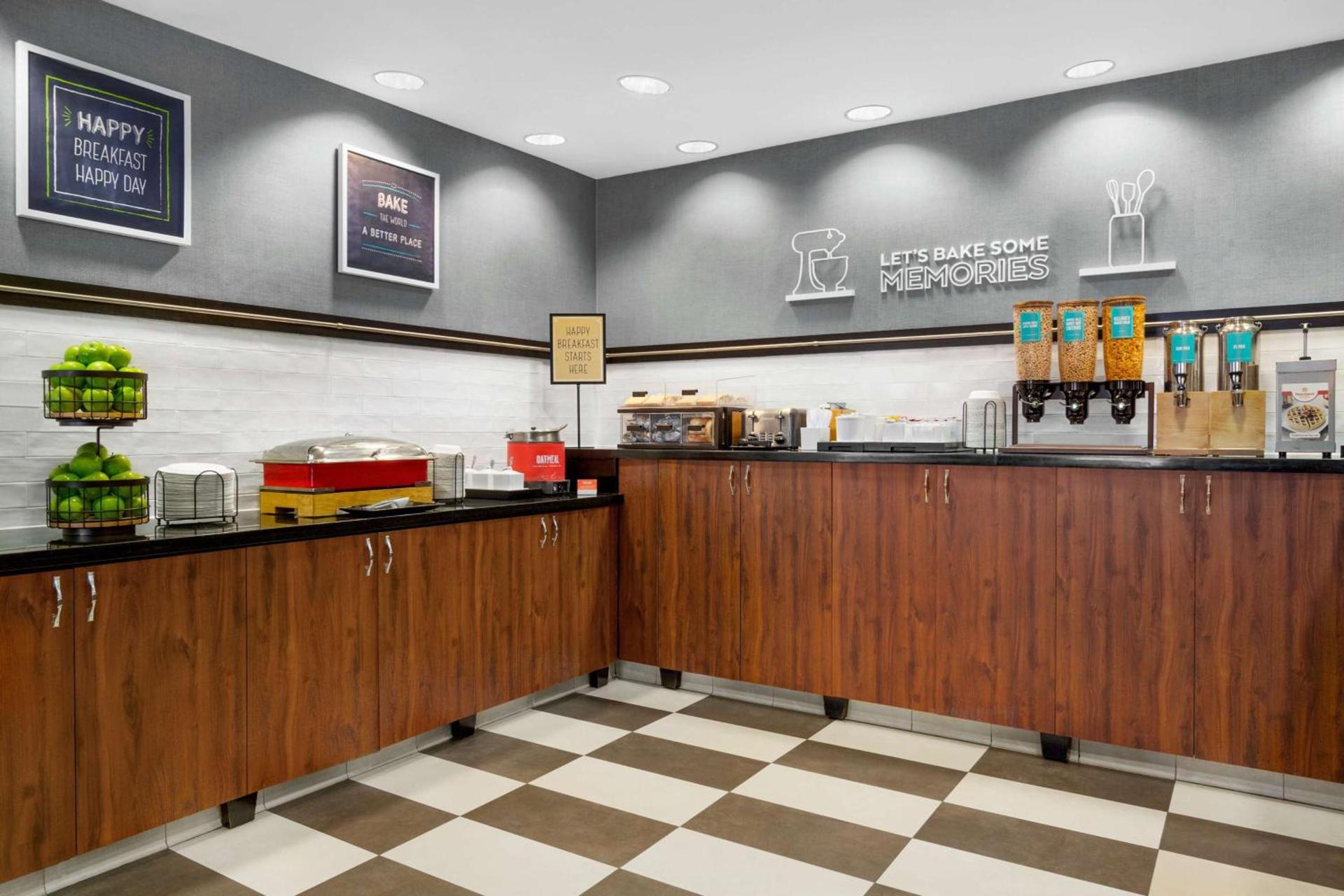 Hampton Inn Denver-West/Golden photo 21