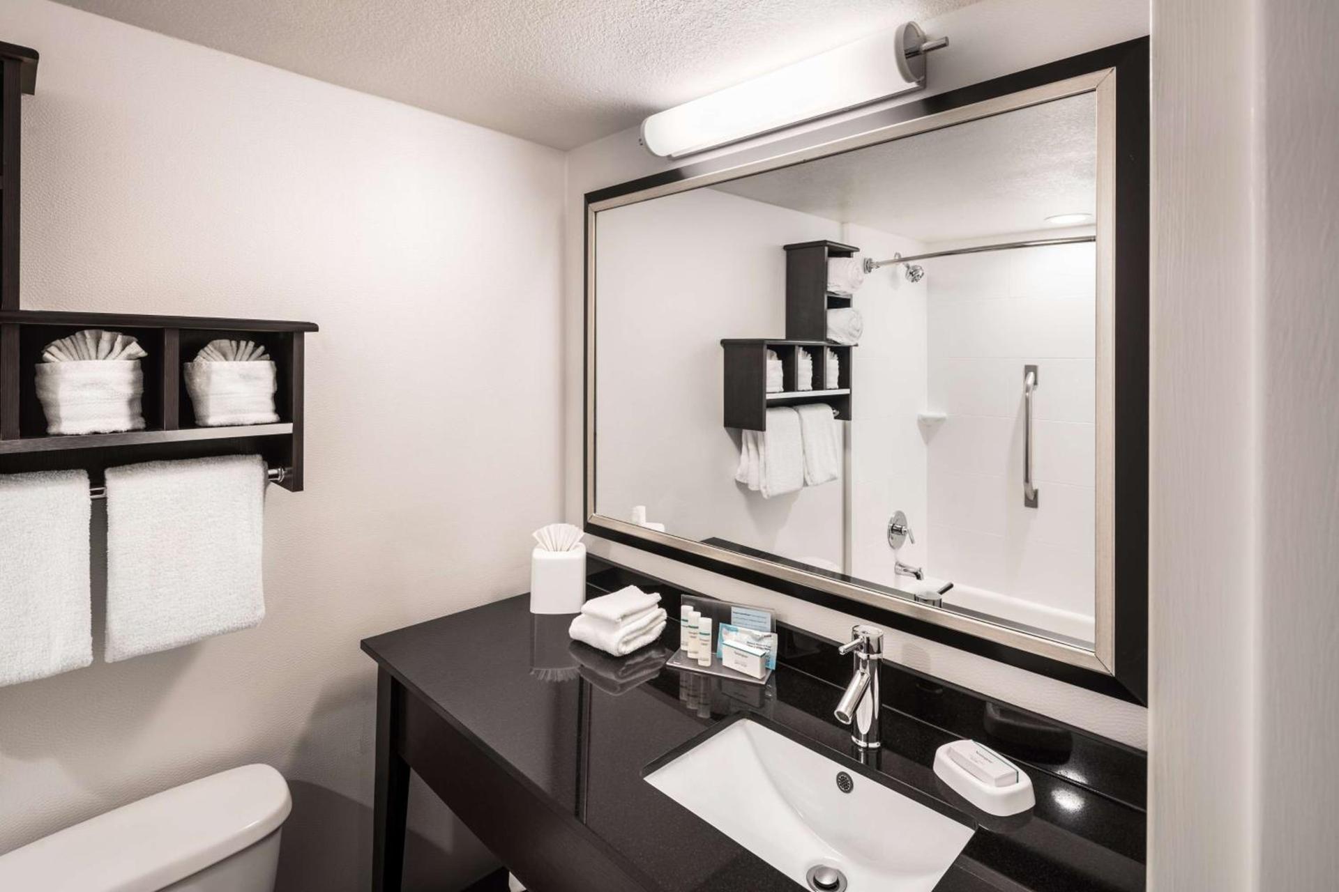 Hampton Inn Denver-West/Golden photo 25