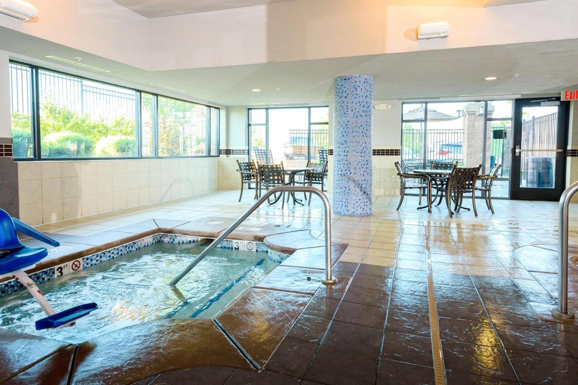 Hampton Inn & Suites Denver/Highlands Ranch photo 23